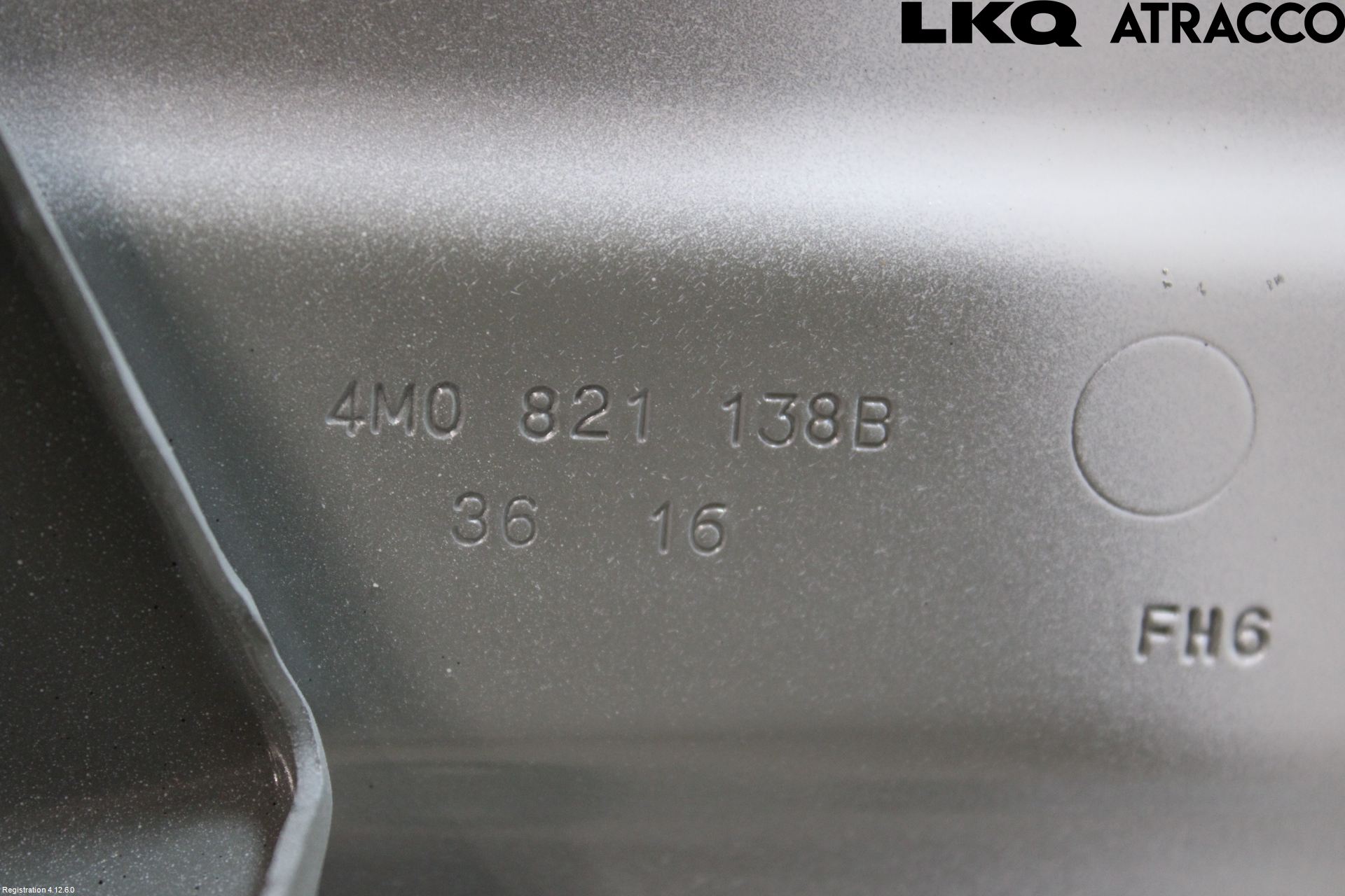 Audi Q7/SQ7 Skärmfäste Fram Hö