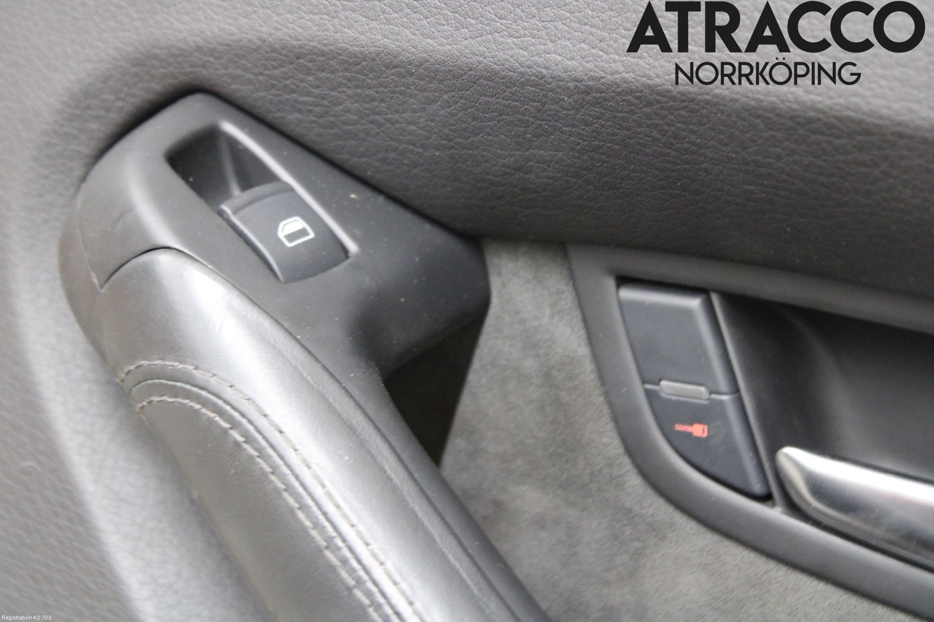 Audi A8/S8 4E  02-09 Dörrklädsel Hö