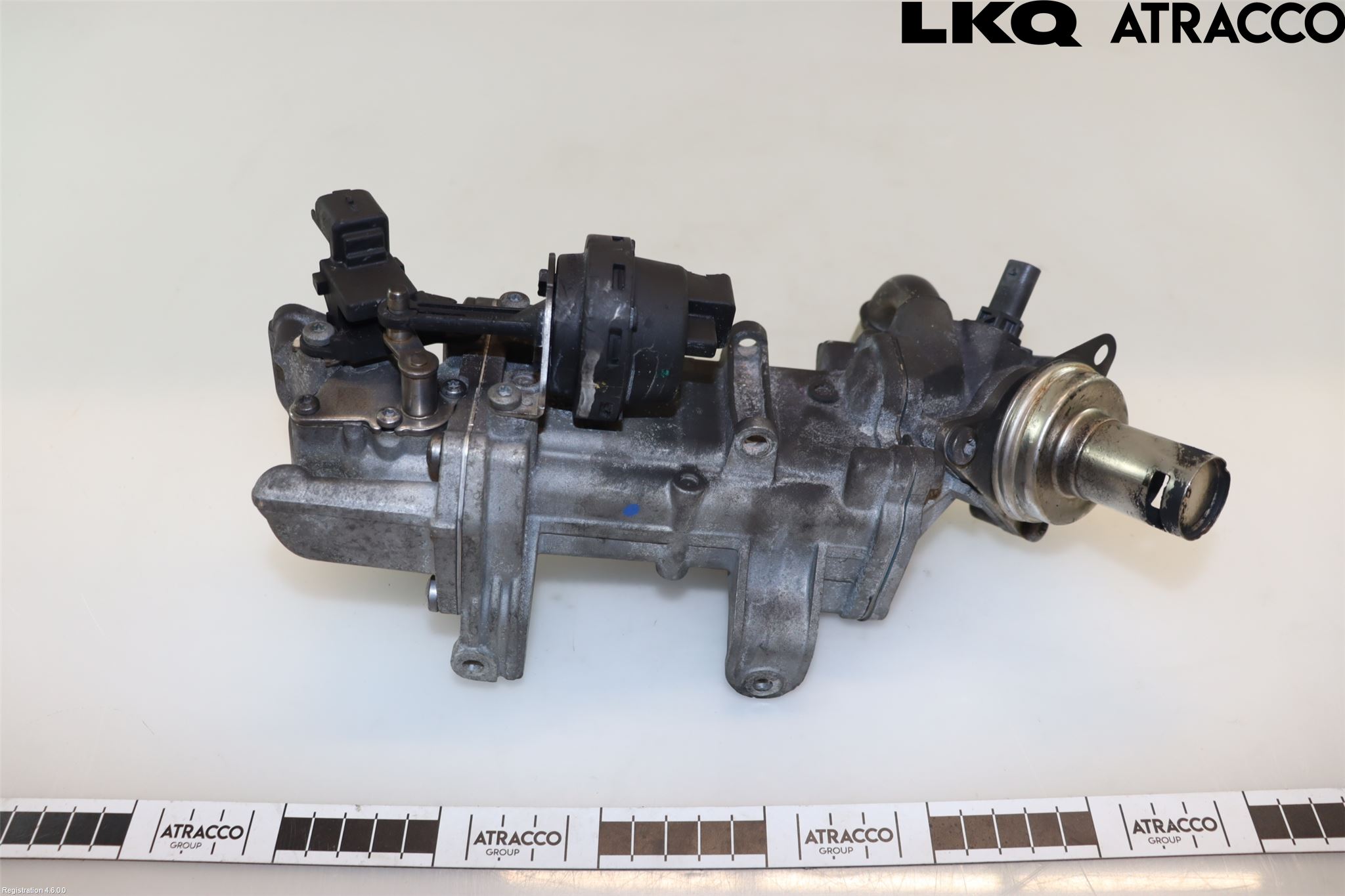 Jaguar F-PACE Avgaskylare