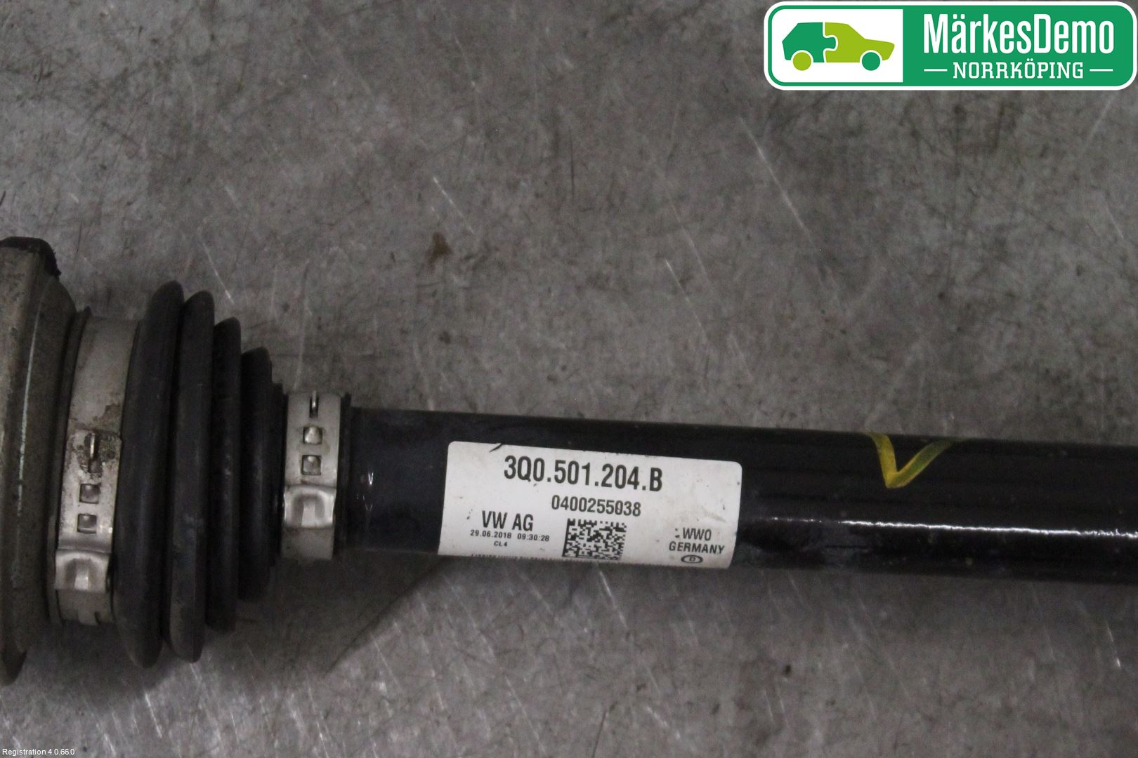 Volkswagen VW TIGUAN 16-24 Drivaxel Bak Höger