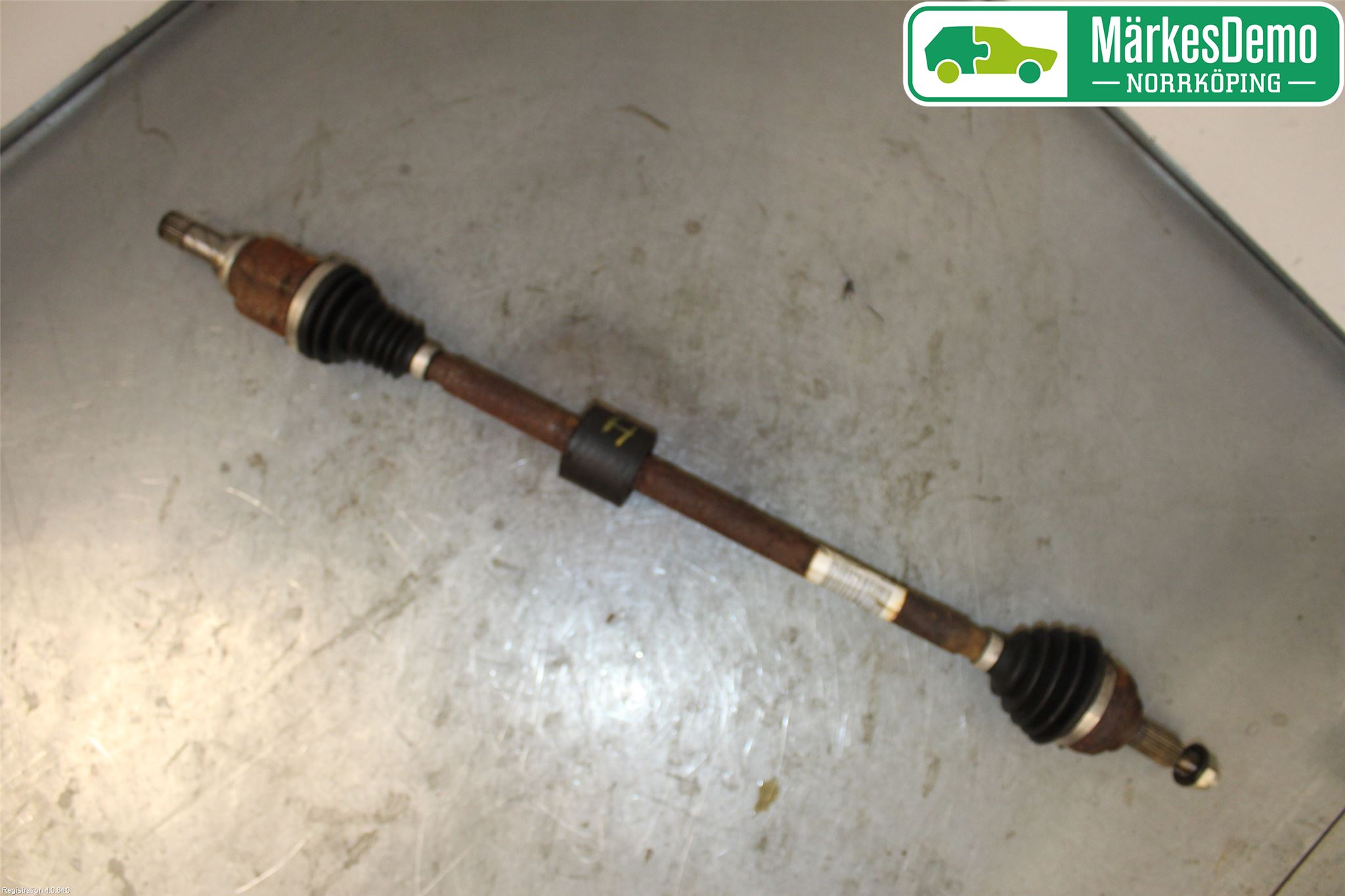 Renault CAPTUR 13-19 Drivaxel Fram Höger