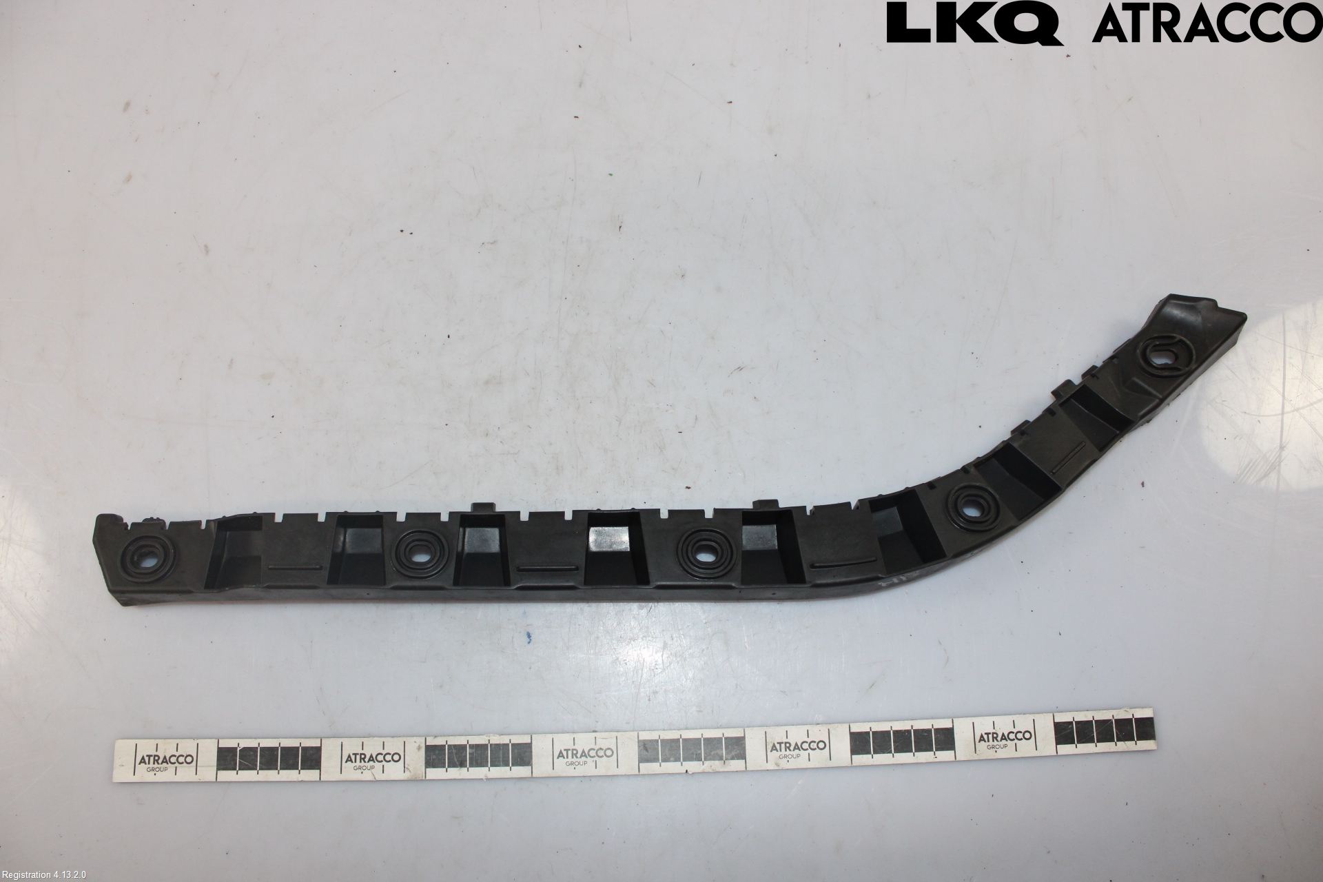 Skoda SUPERB 09-15 Stötfångarfäste Bak Hö