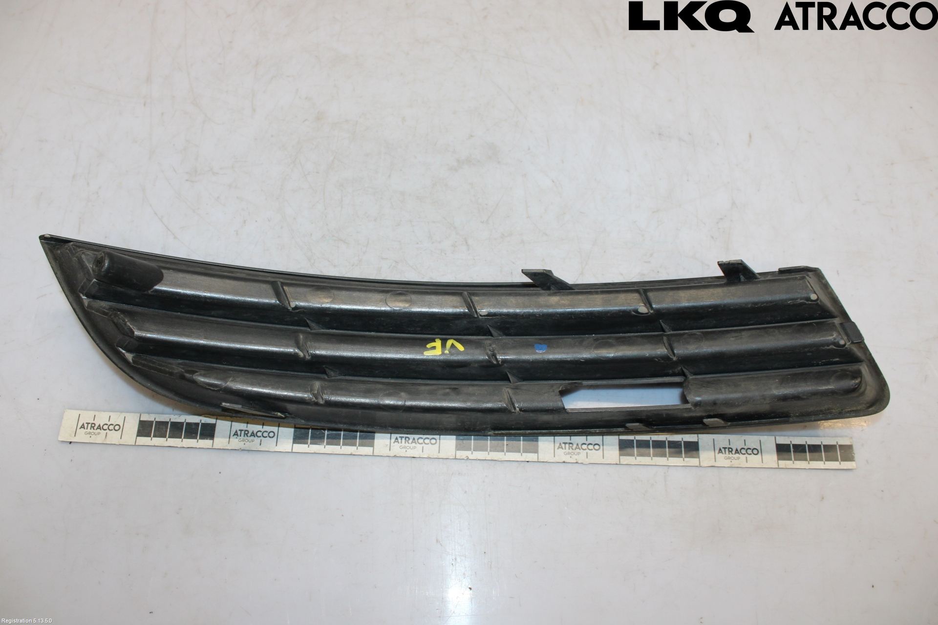 Volkswagen VW PASSAT 05-11 Grilldel Vänster
