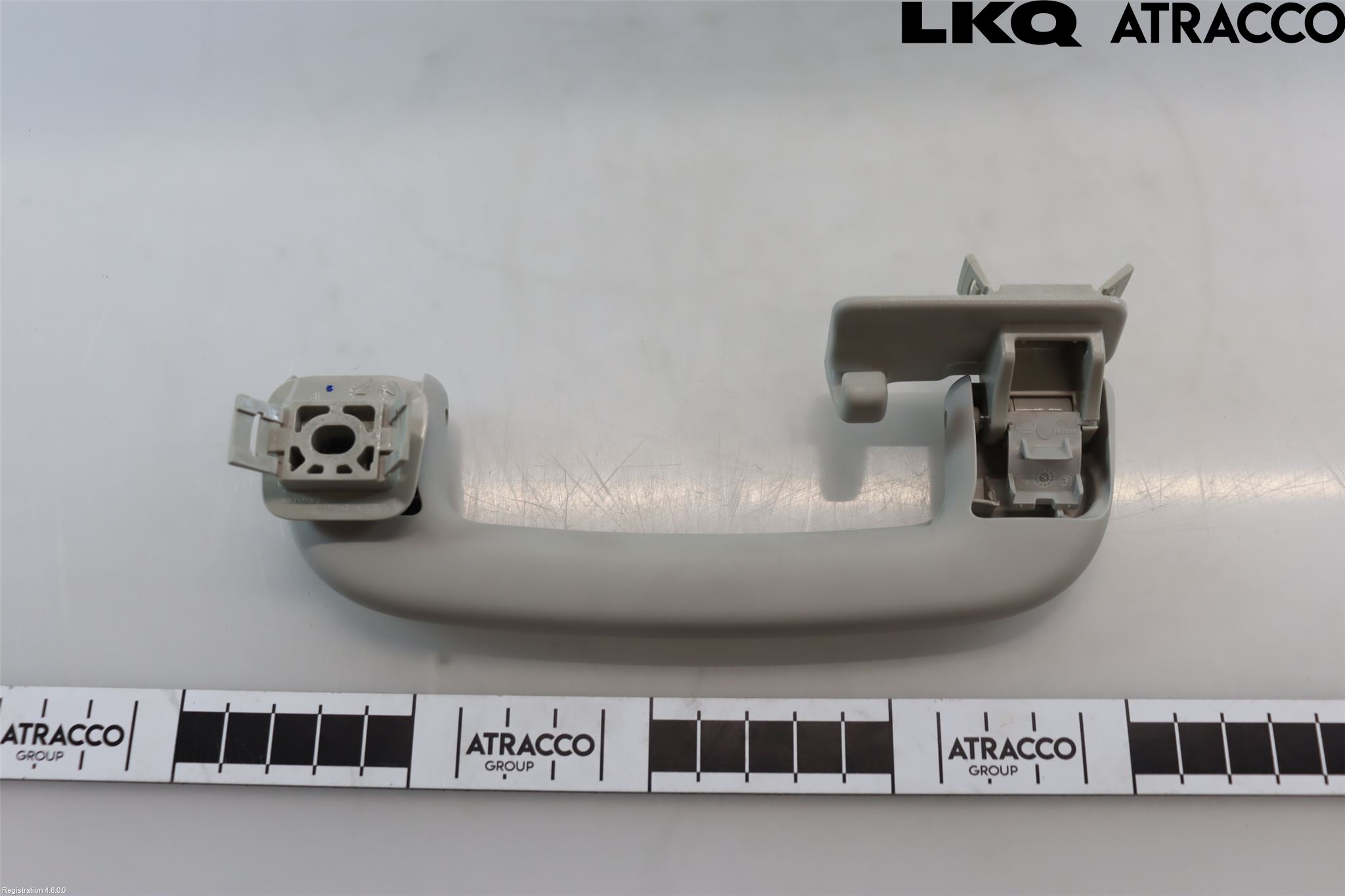 Jaguar F-PACE Kurvhandtag I Tak