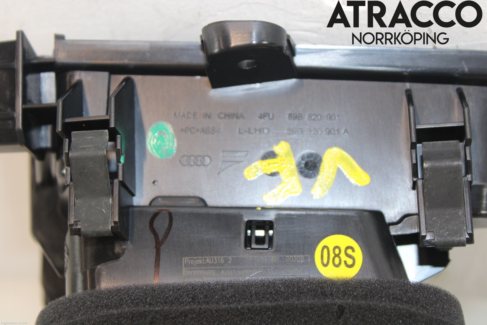 Audi Q4 E-TRON FZ 22- Defrosterkanal-Munstycke