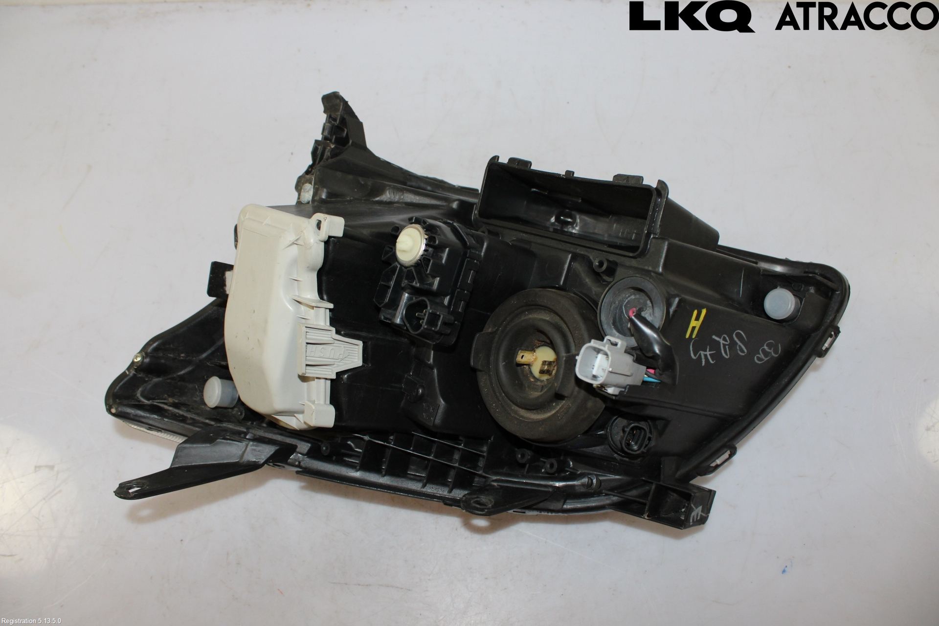 Toyota AVENSIS 03-06 Strålkastare Höger