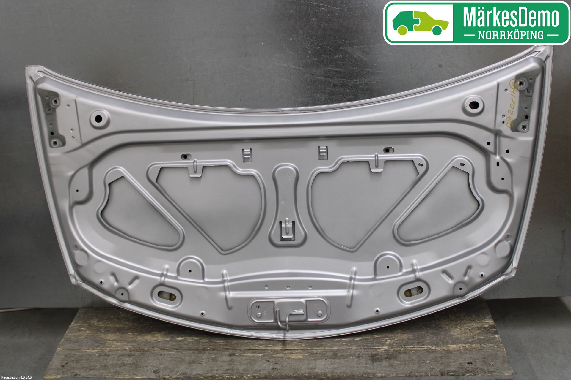 Renault CLIO III  09-12 Huv Fram