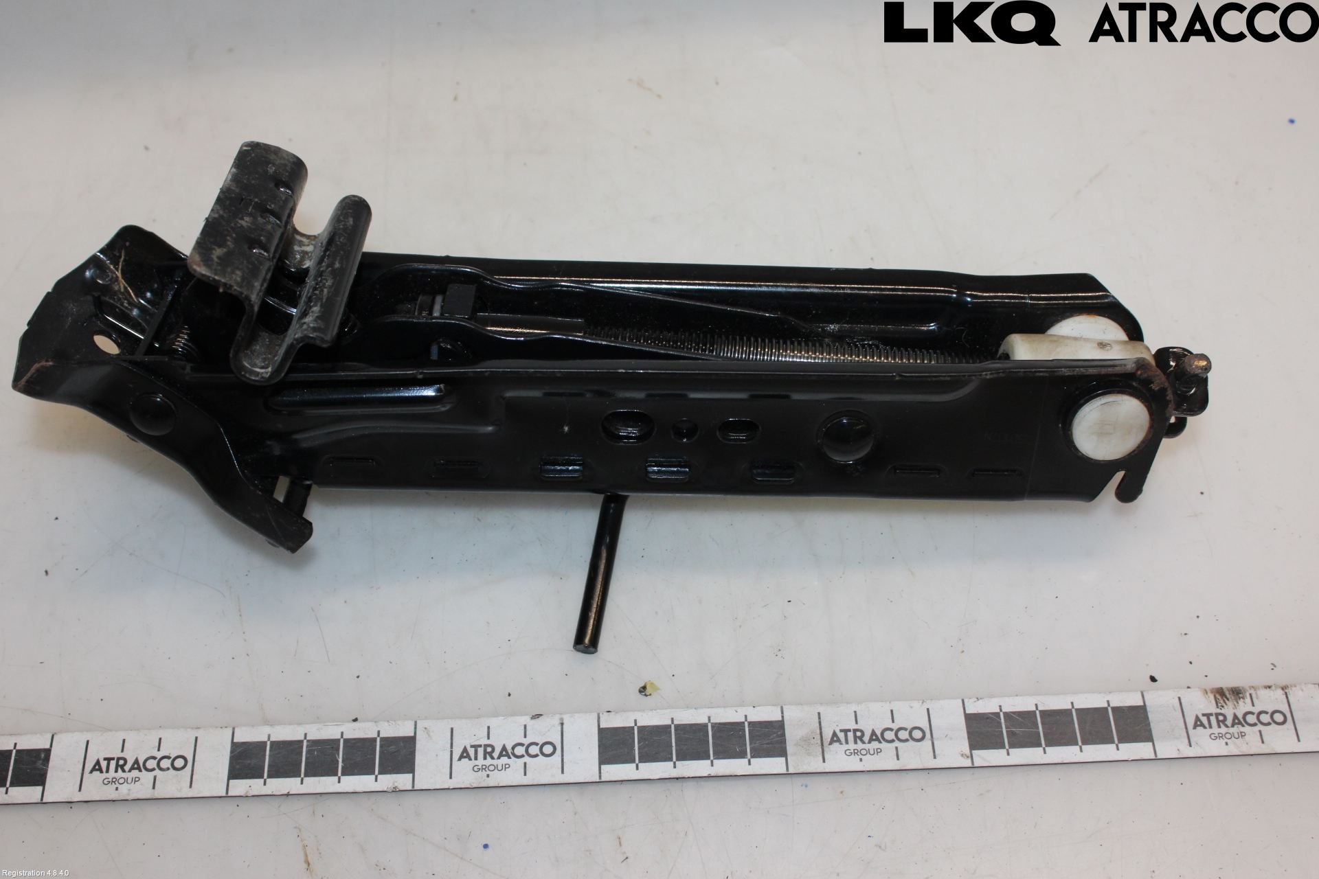 Ford FIESTA     06-08 Domkraft