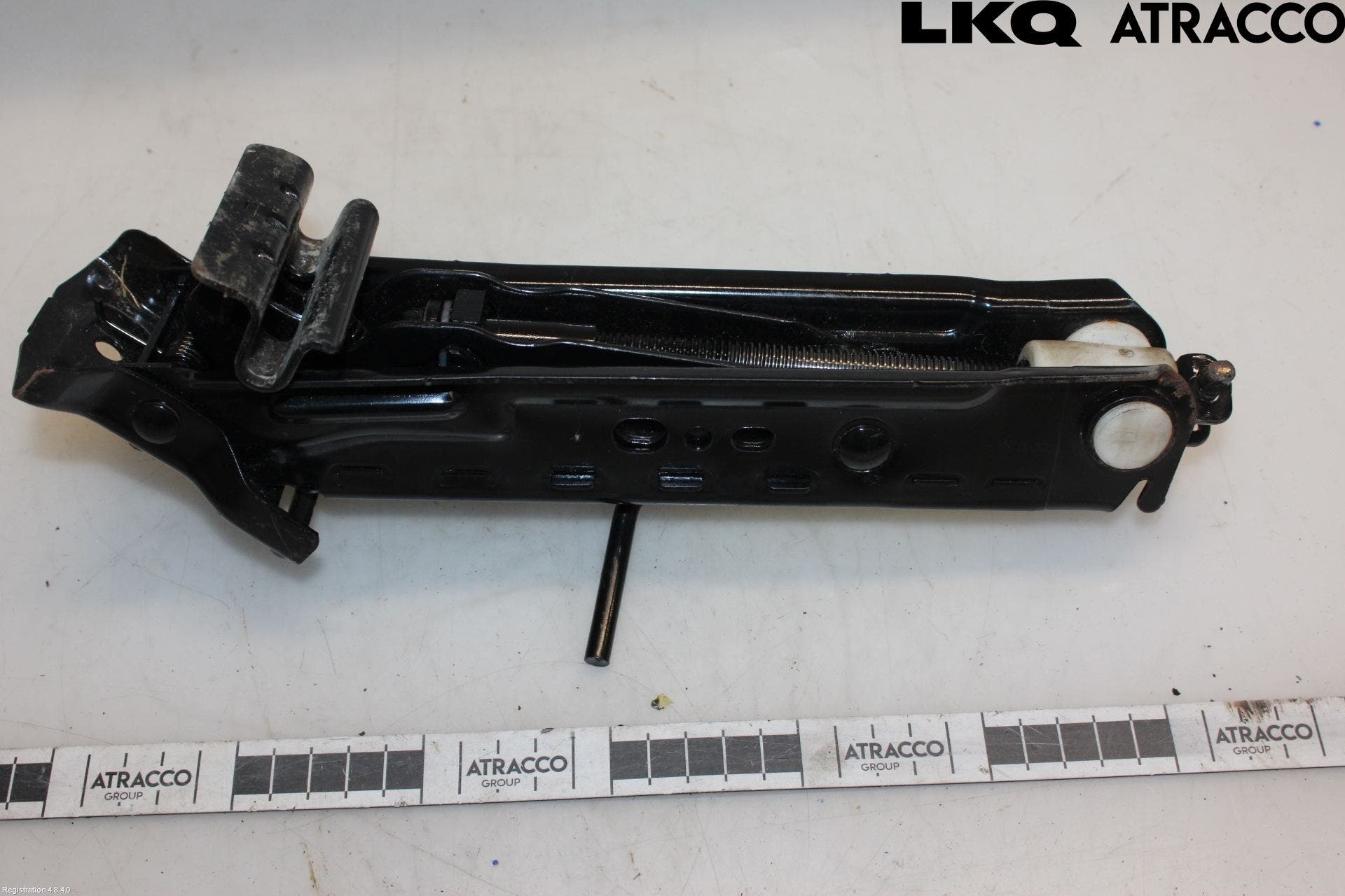 Ford FIESTA     06-08 Domkraft