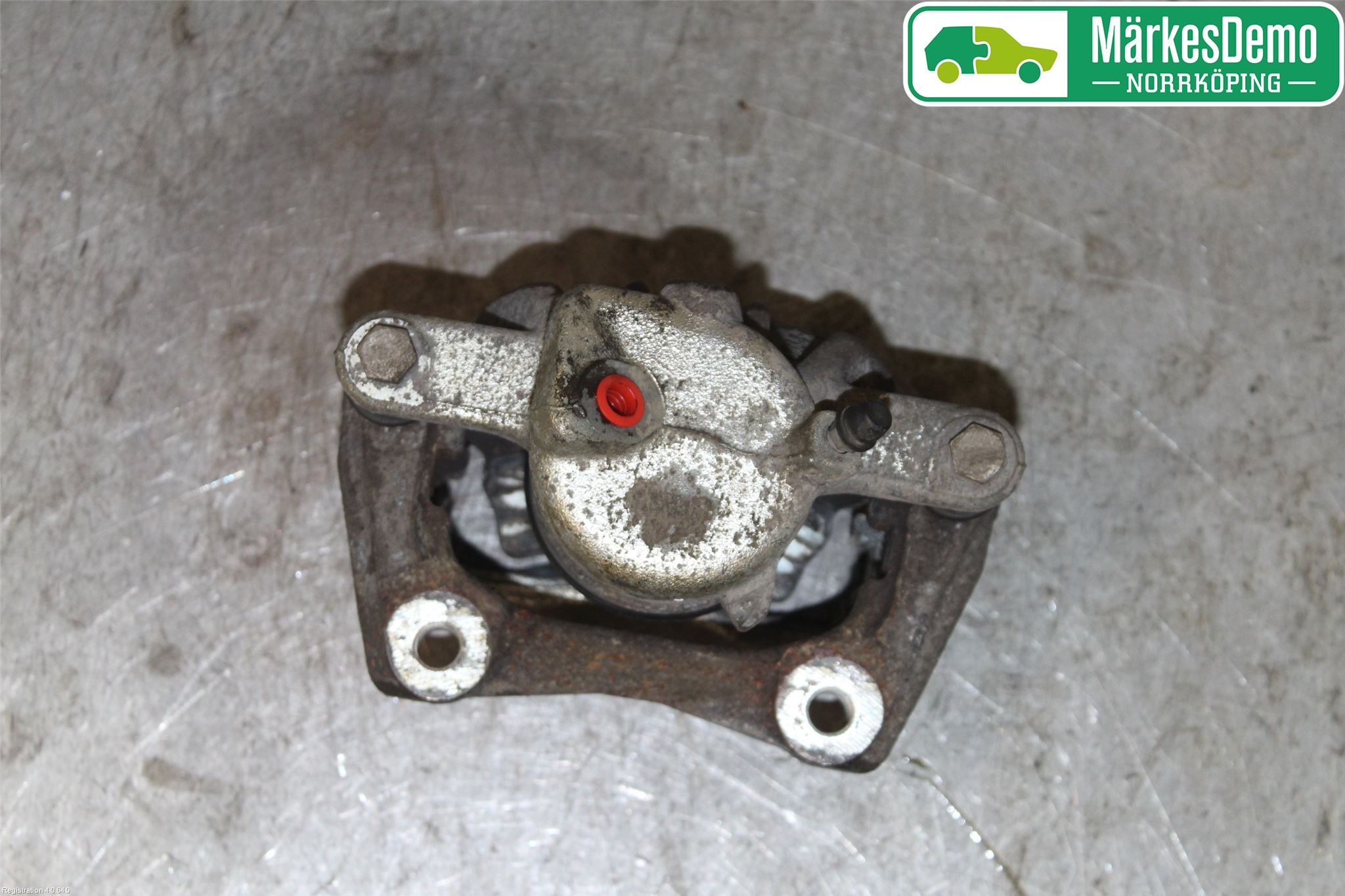 Renault CAPTUR 13-19 Bromsok Fram Höger