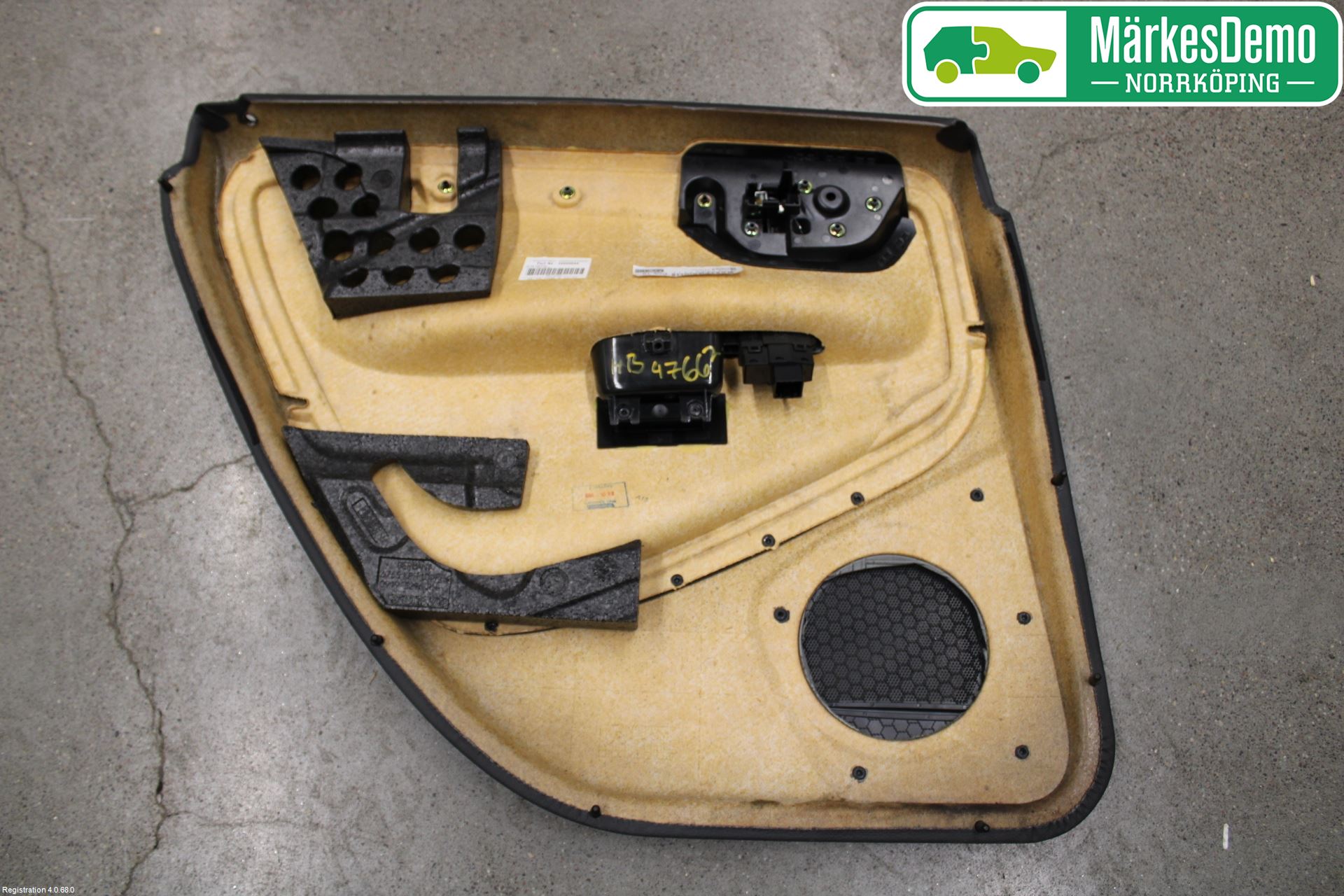 Volvo V70 05-08 Dörrklädsel Hö