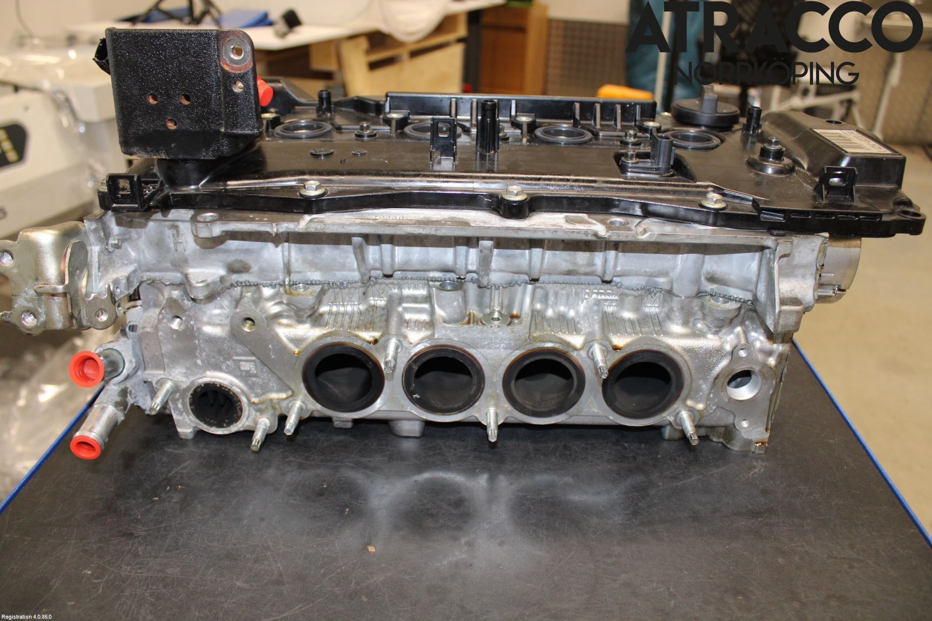 Toyota RAV4 19- Topplock Bensin