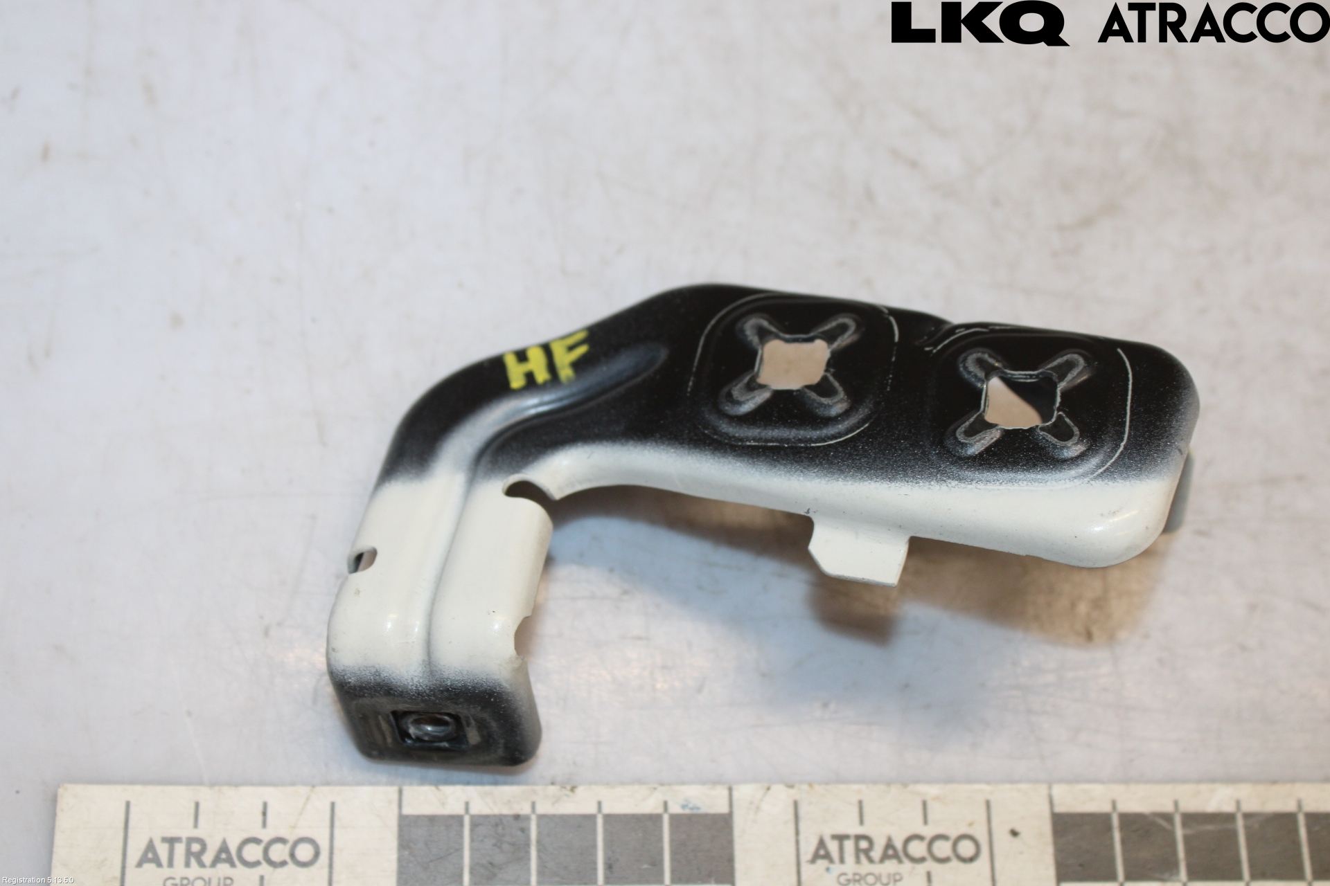 BMW 4 F32/F33/F82/F83 13-20 Skärmfäste Fram Hö
