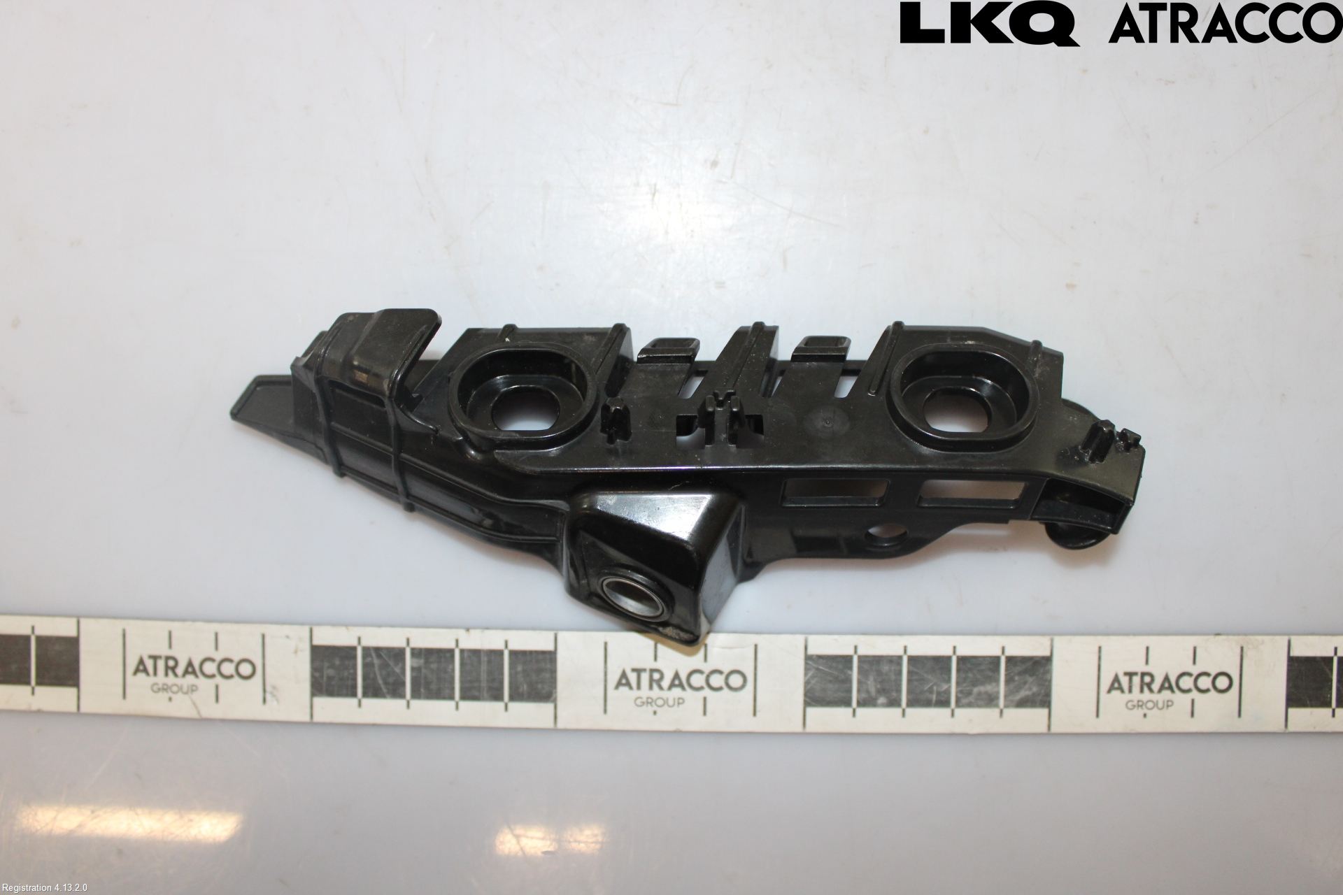 Volkswagen VW PASSAT 15-19 Stötfångarfäste Fram Hö