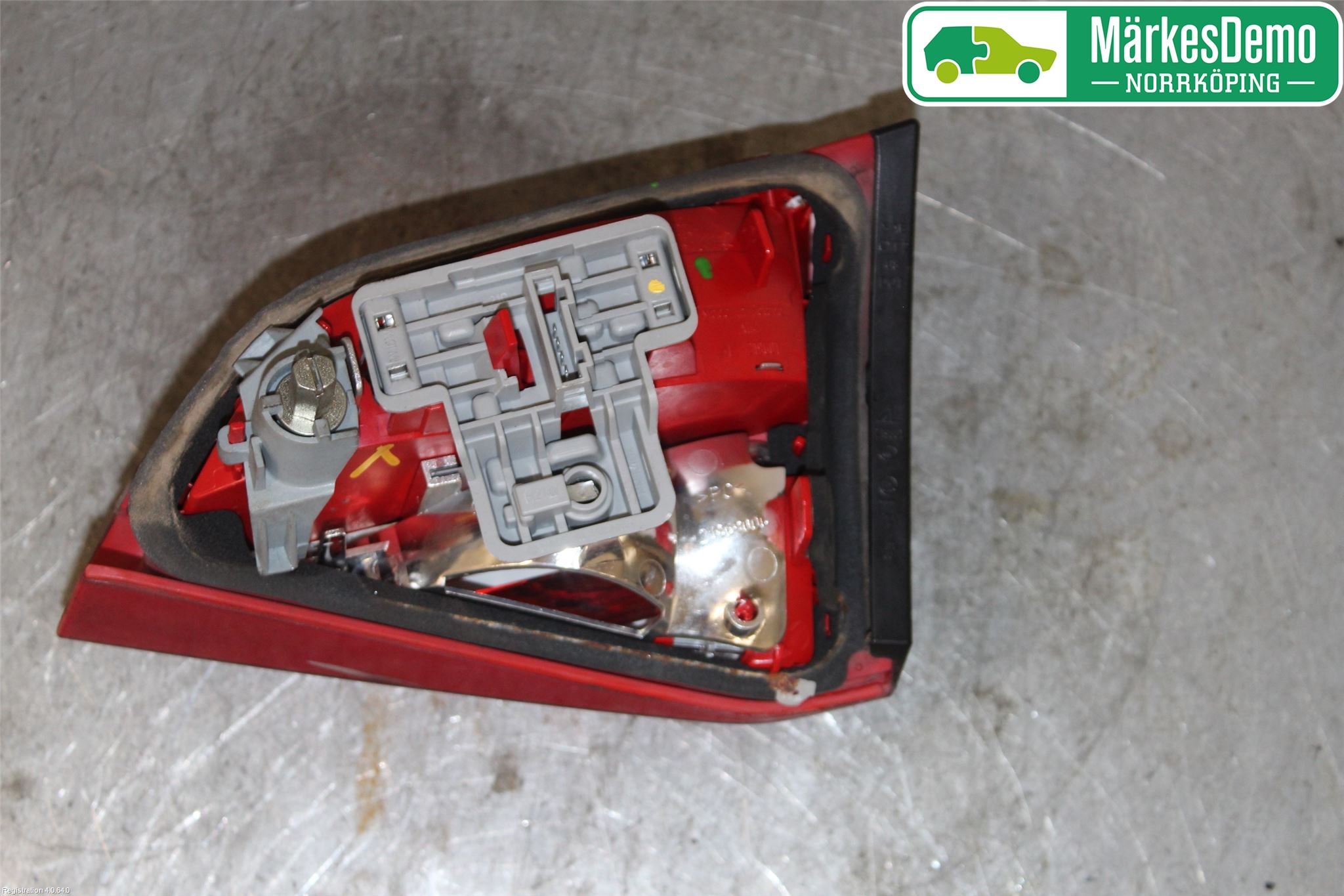 Audi A4/S4 08-11 Bakljus Lucka Vä