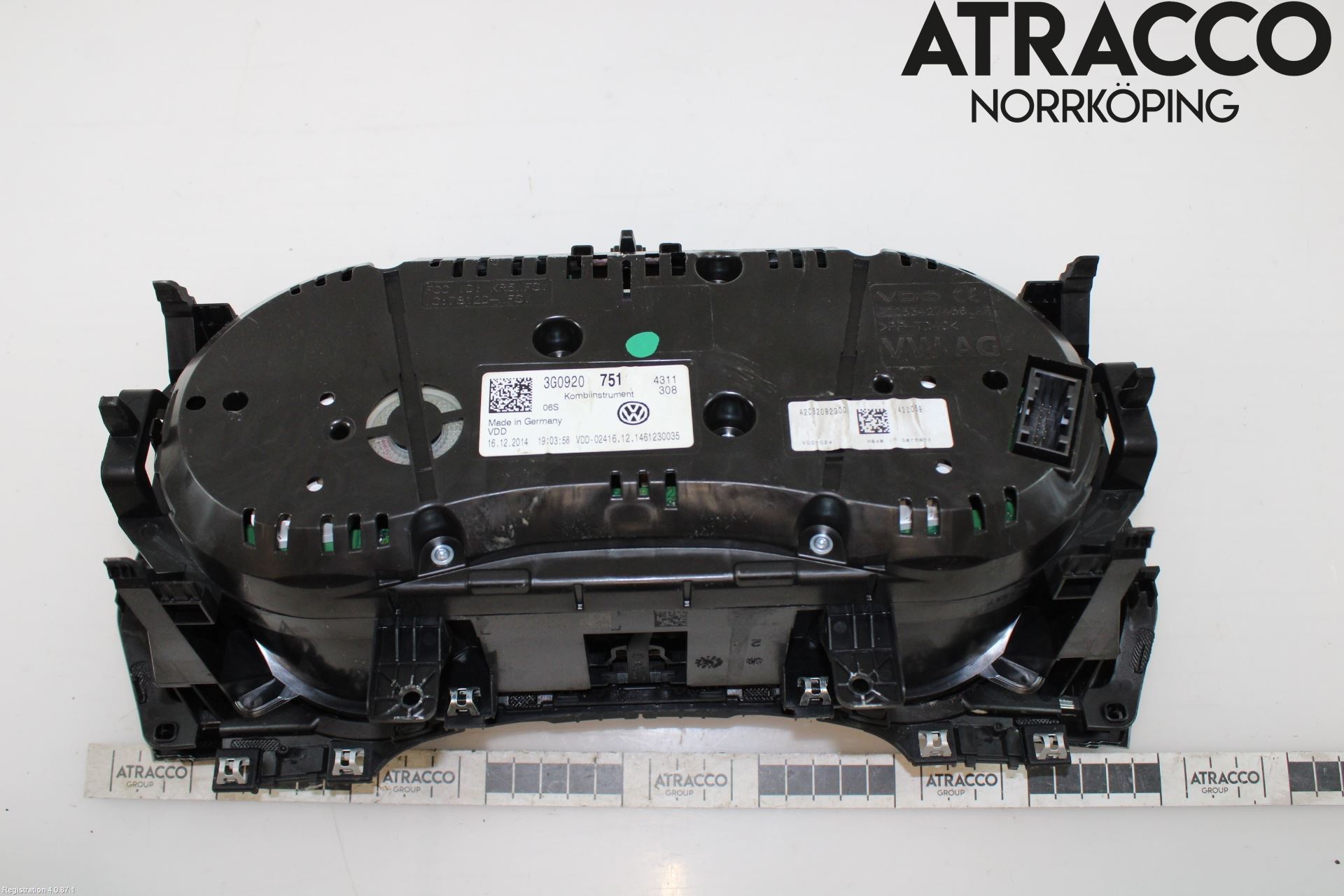 Volkswagen VW PASSAT 15-19 Instrument Komb