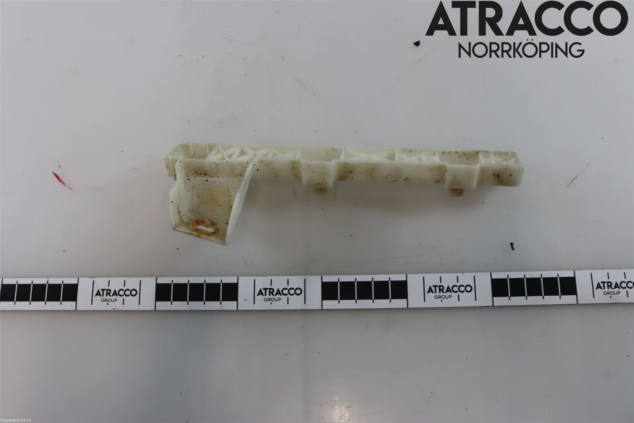 Mitsubishi LANCER 07-14 Stötfångarfäste Fram Vä