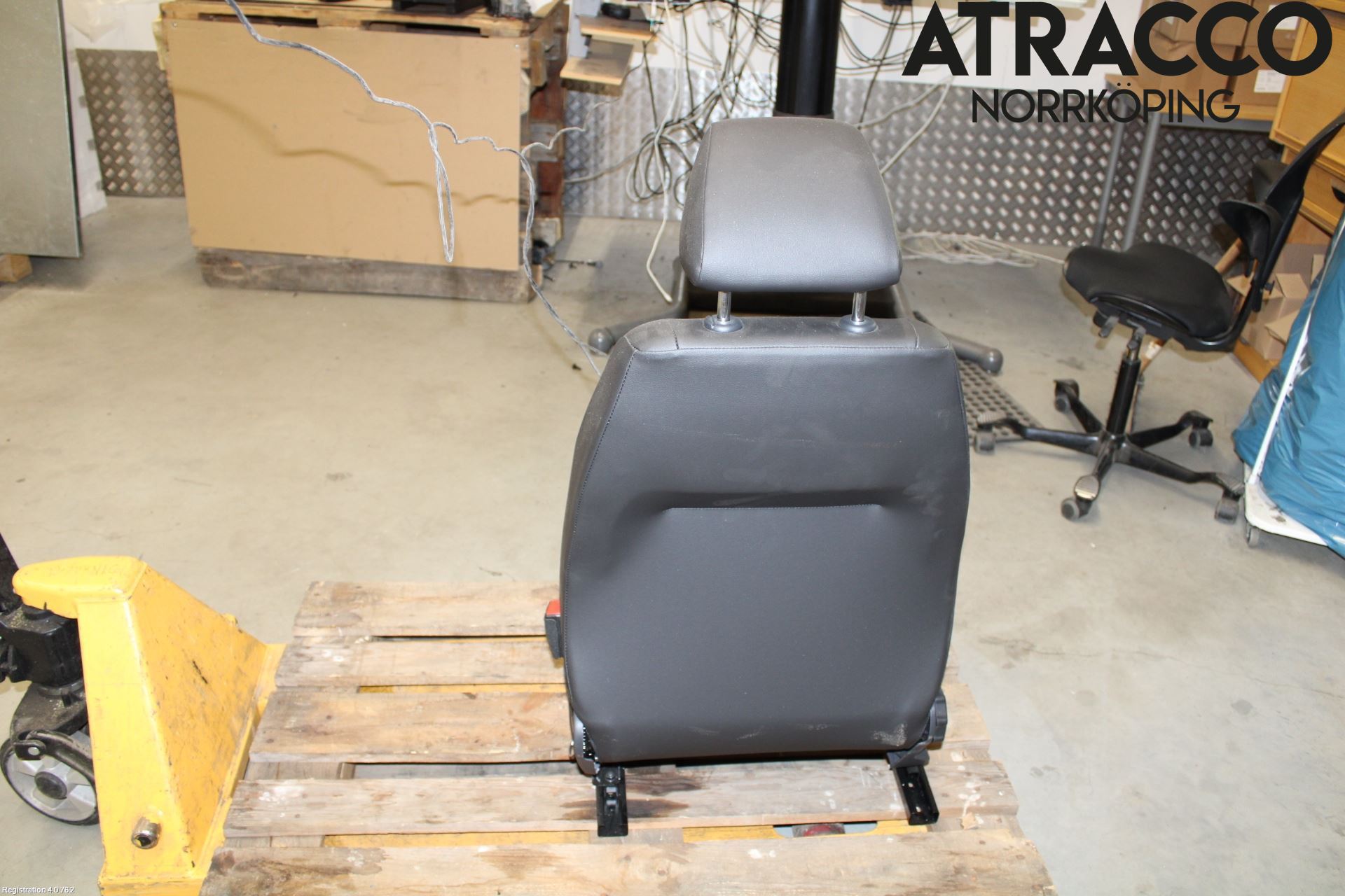 Volkswagen VW CADDY 16-20 Inredning Stol Fram Hö