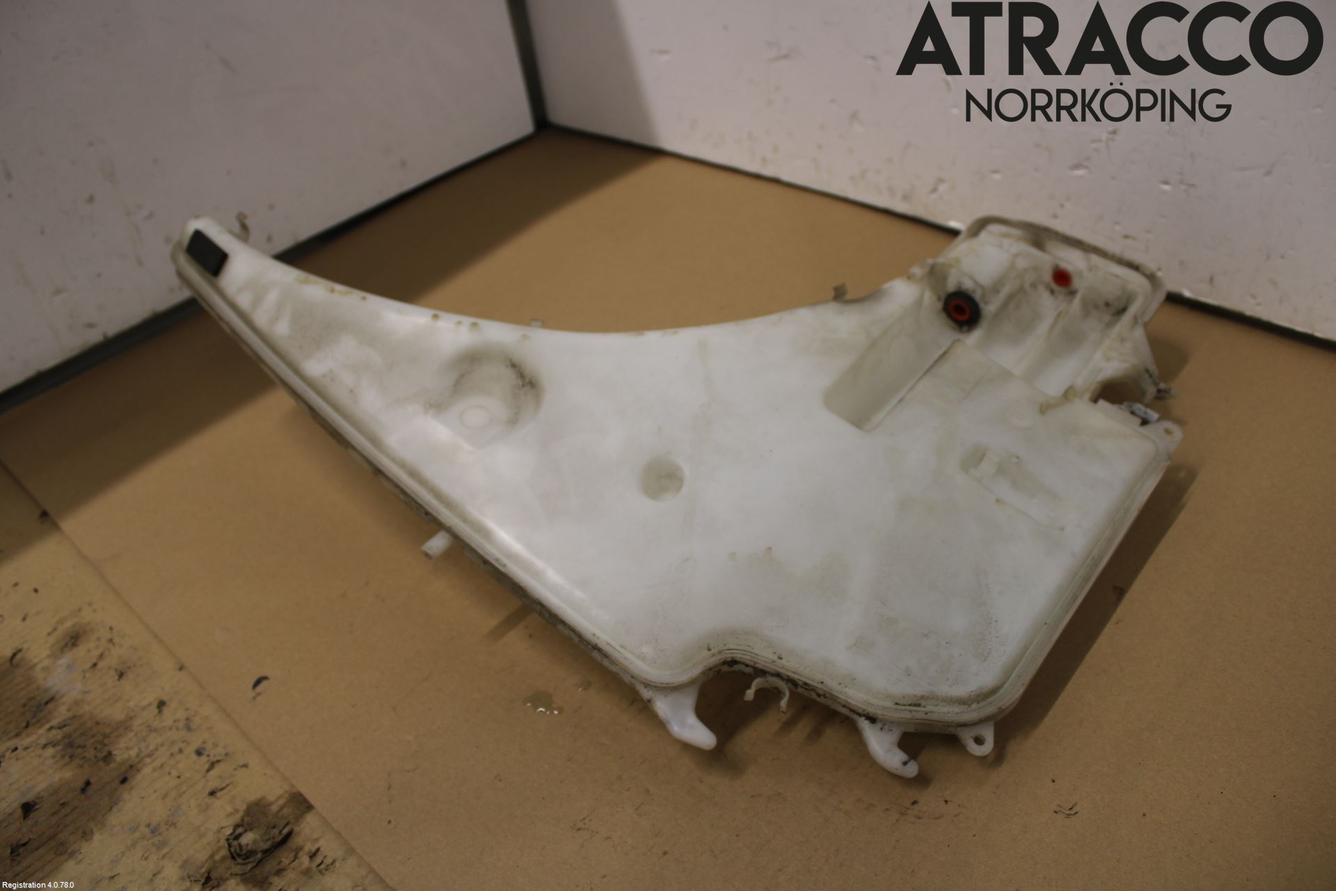 BMW 3 E90/91 SED/TOU 05-12 Spolartank Vindruta-Strål