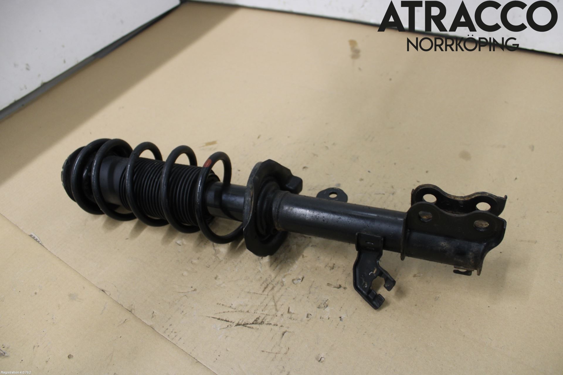 Nissan NOTE E12 14-20 Fjäderben Fram Vänster