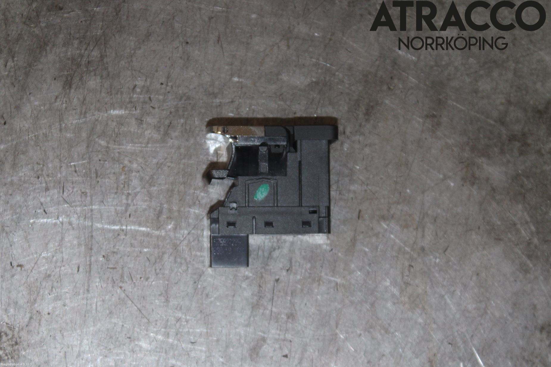 Seat ATECA 16->> Strömställare Parkeringsbroms