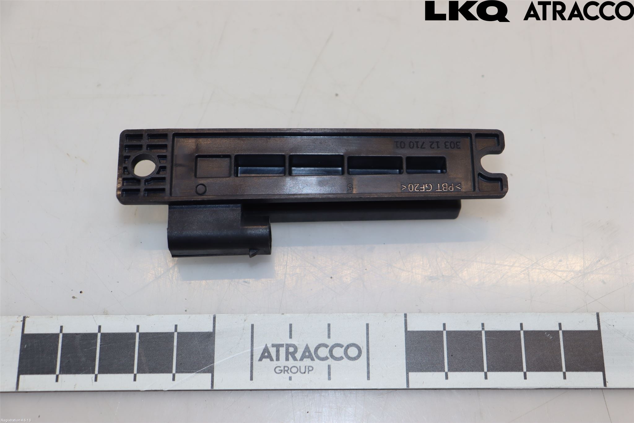 Jaguar F-PACE Antennförstärkare