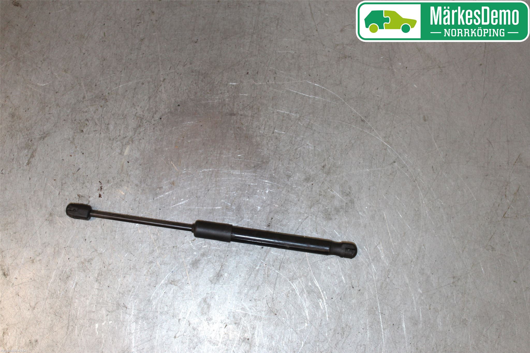 Audi A6 ALLROAD 12-18 Gasfjäder Motorhuv