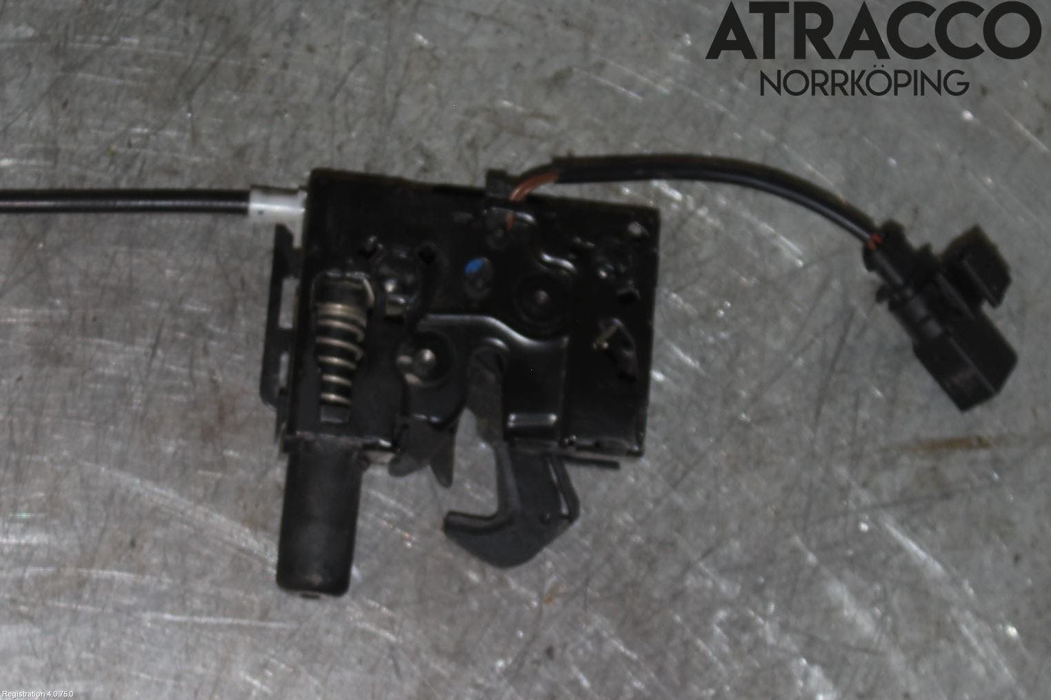 Volkswagen VW T-CROSS 19- Huvlås