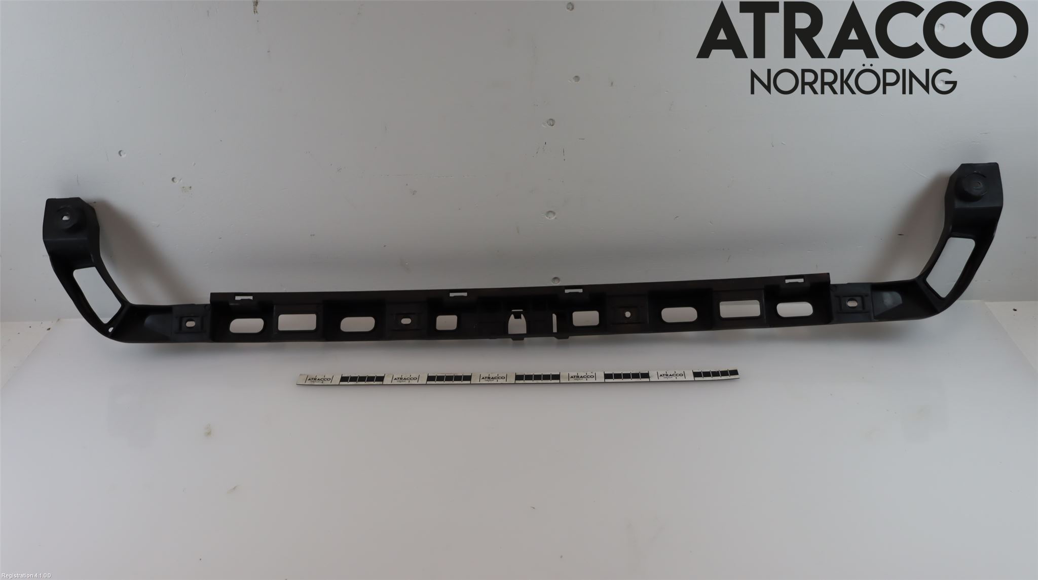Volkswagen VW PASSAT 05-11 Stötfångardel Bak Mitt