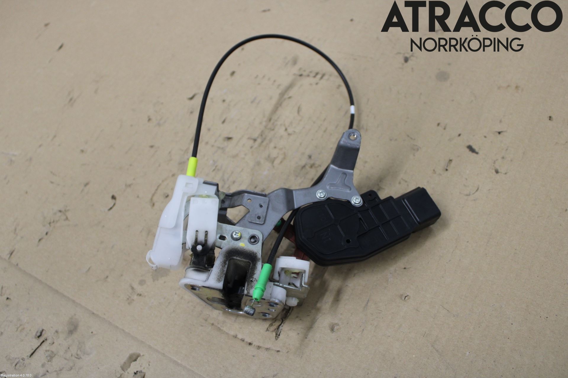 Peugeot 107 Låskista-Dörrlås