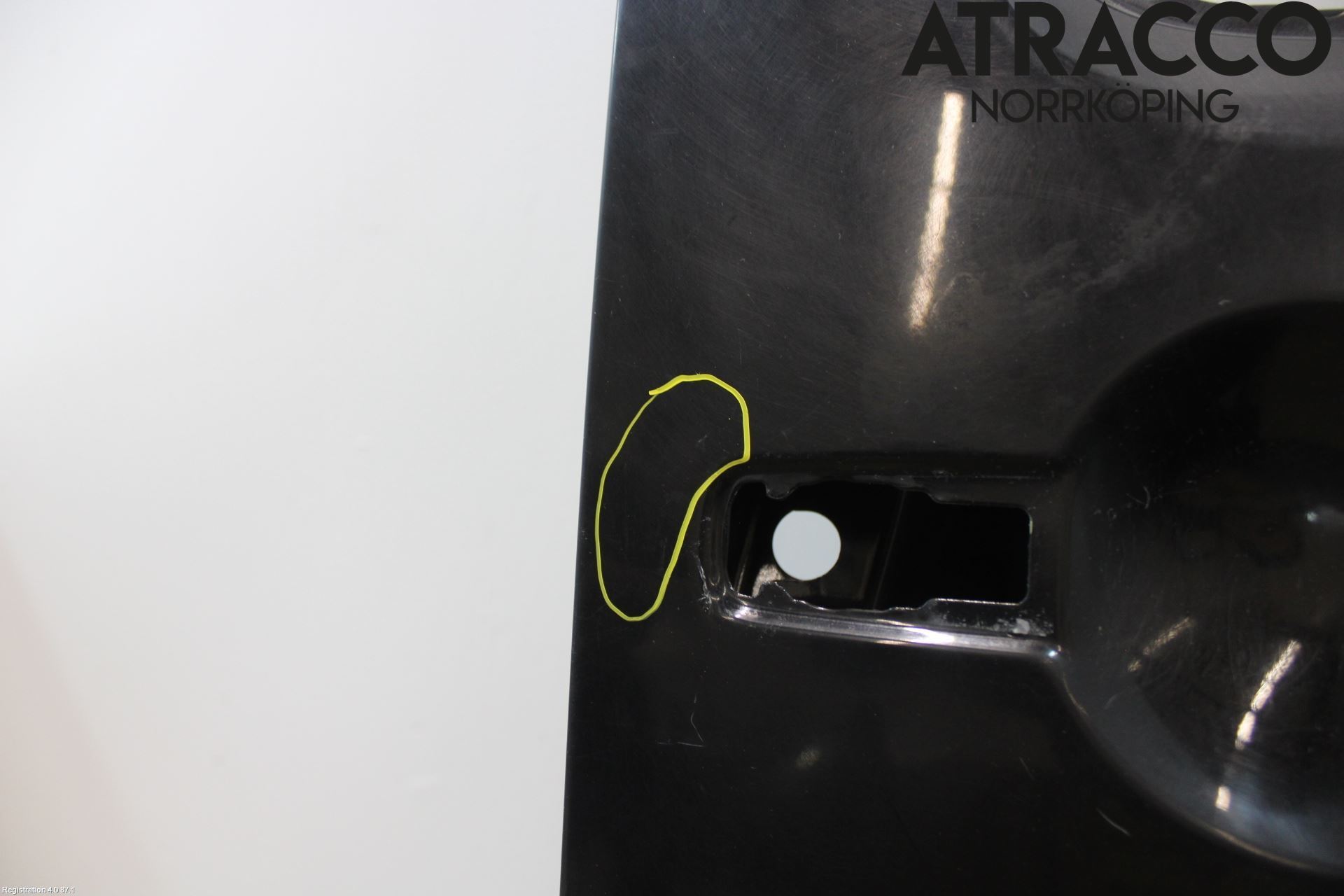 Nissan NAVARA 05-16 Dörr Fram Höger