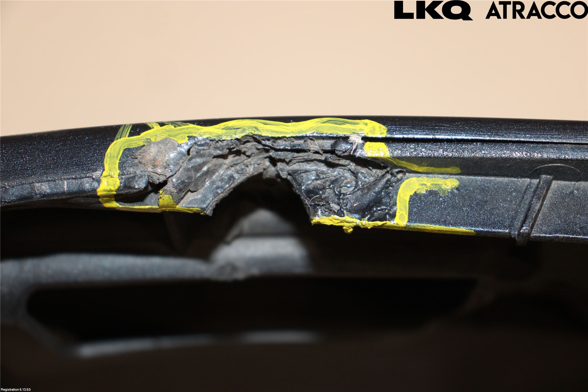 Volkswagen VW GOLF V 04-09 Stötfångarbeklädnad Fram