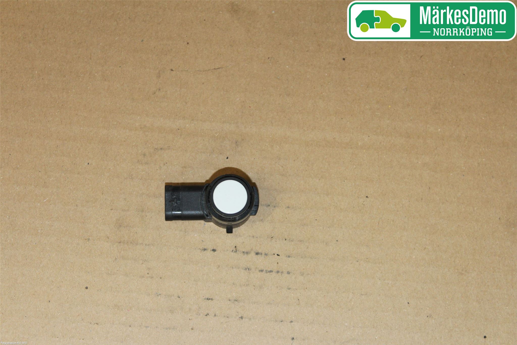 Volkswagen VW PASSAT 15-19 Parkeringshjälp Frontsensor