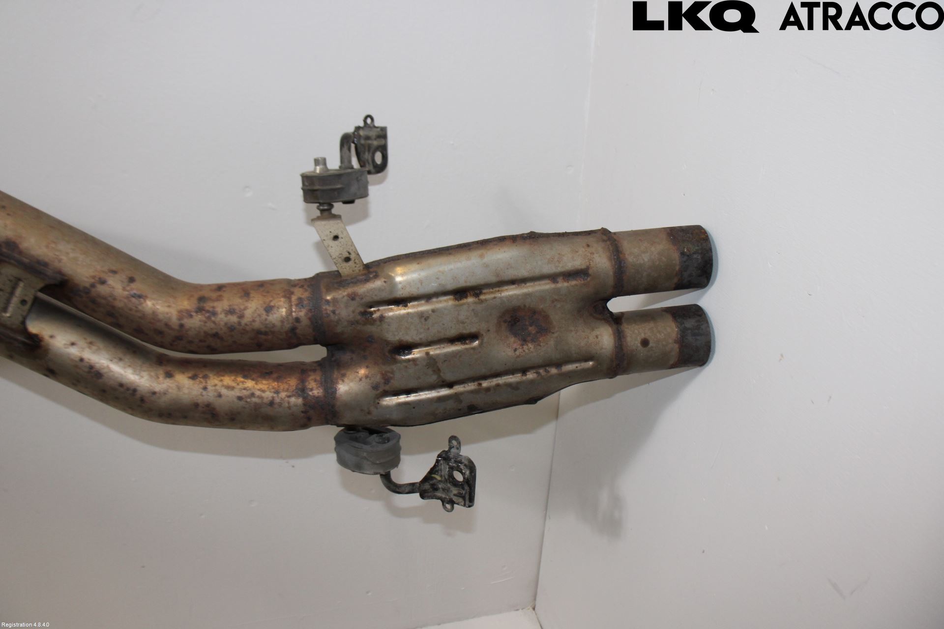 Audi Q7/SQ7 Avgas Halvsats