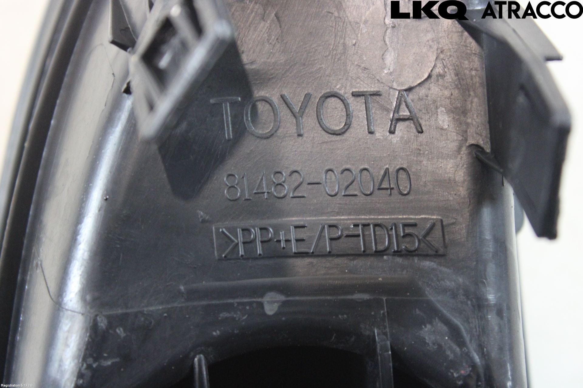 Toyota AURIS 10-12 Dimljussarg Fram
