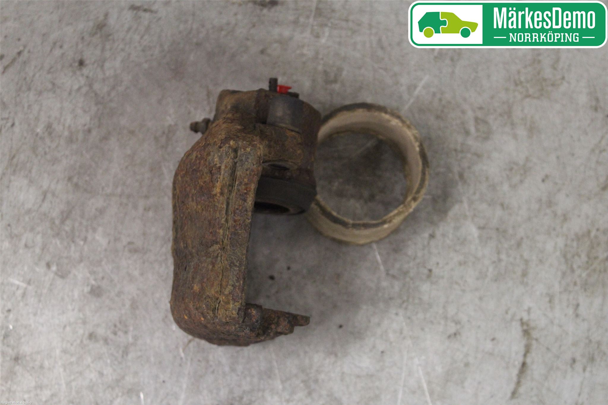 Volkswagen VW PASSAT 05-11 Bromsok Fram Höger