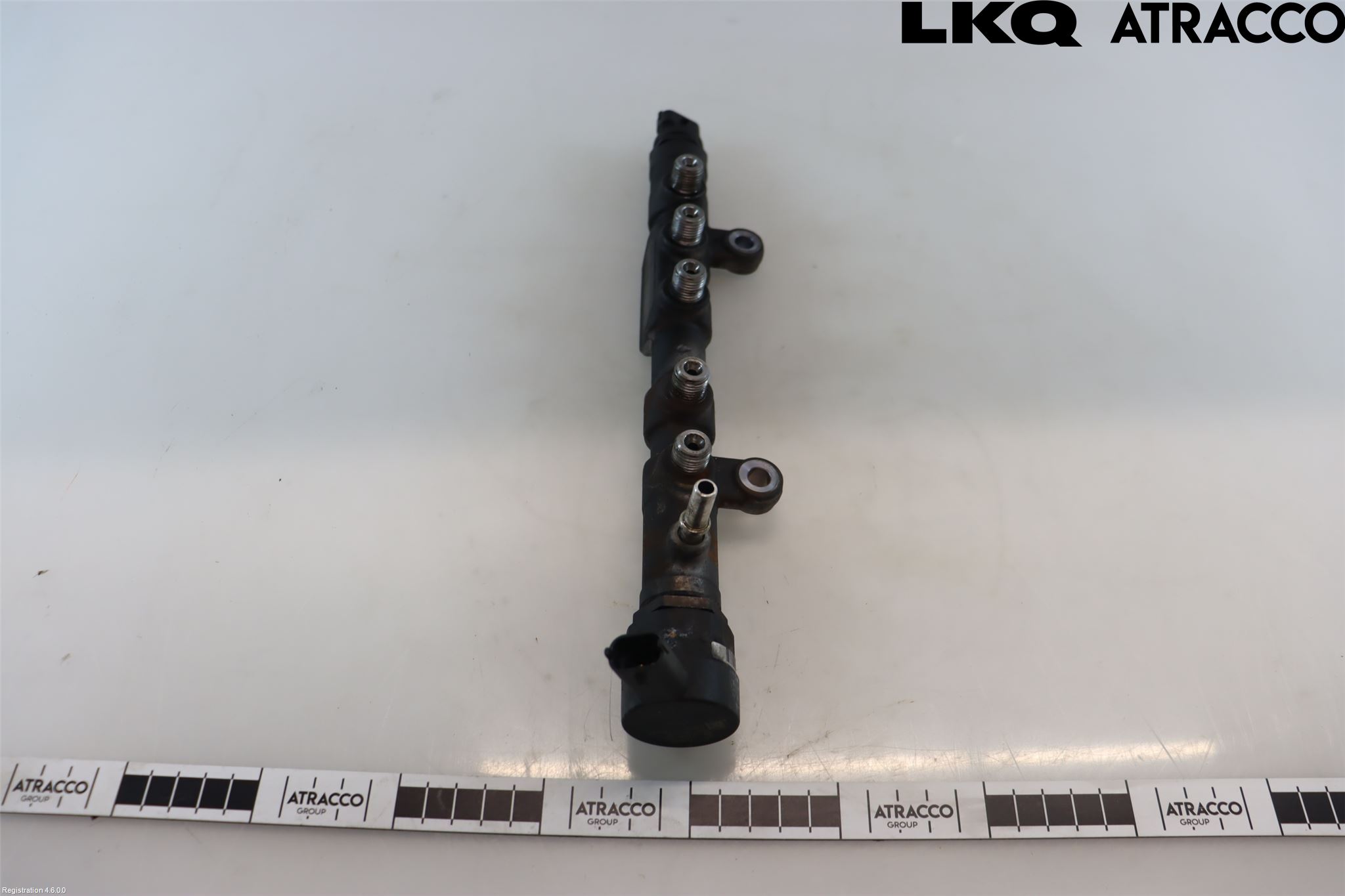 Jaguar F-PACE Inj. Fuelrail