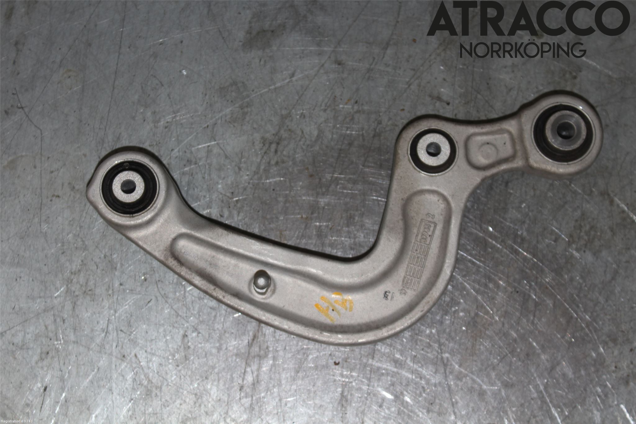 Audi A4/S4 B9 20- Bärarm Bak Övre Höger