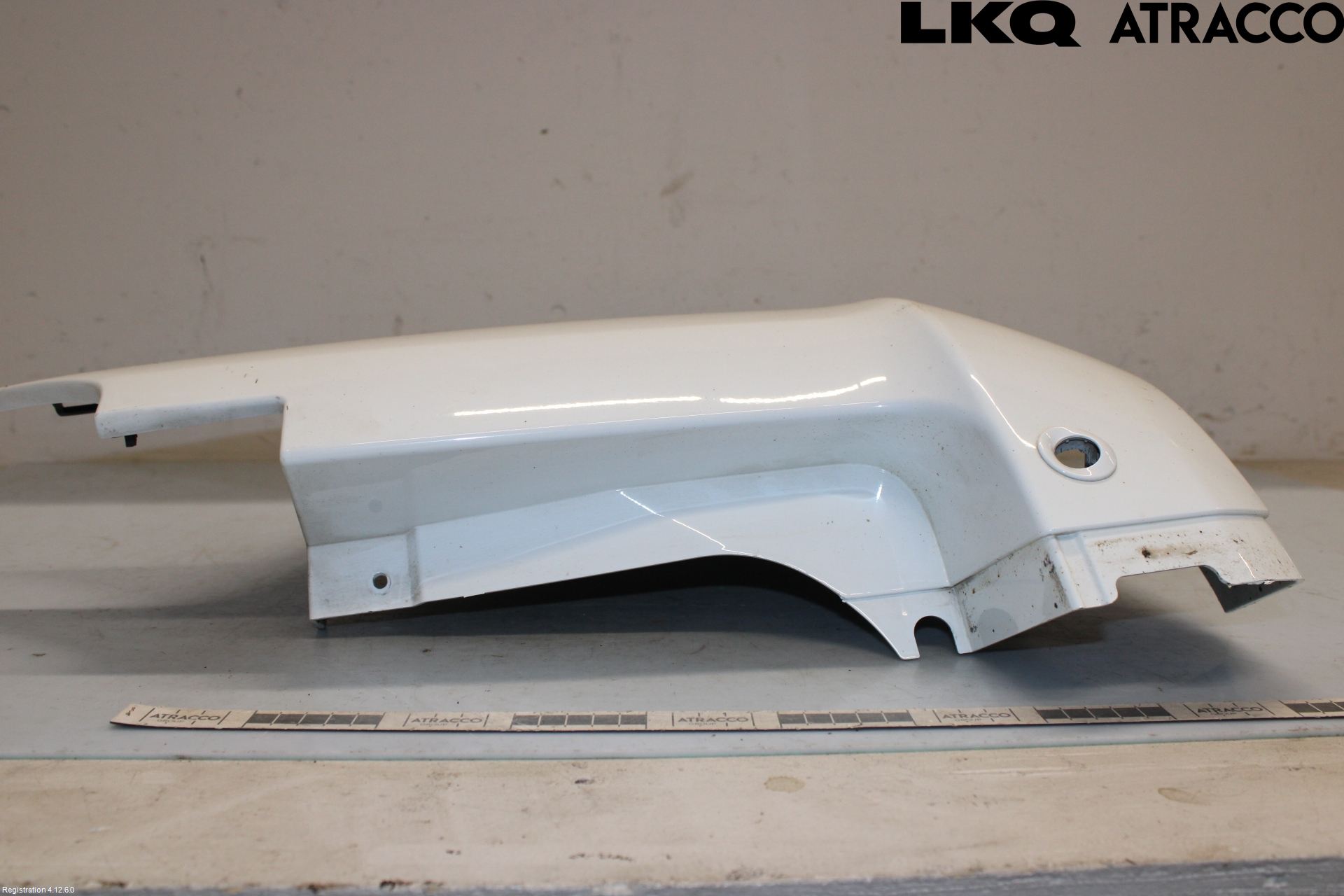 Ford TRANSIT/TOURNEO CUSTOM 13-24 Stötfångardel Bak Hö