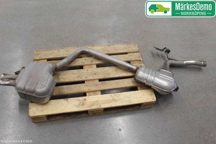 Audi A4/S4 B9 16-19 Avgas Halvsats