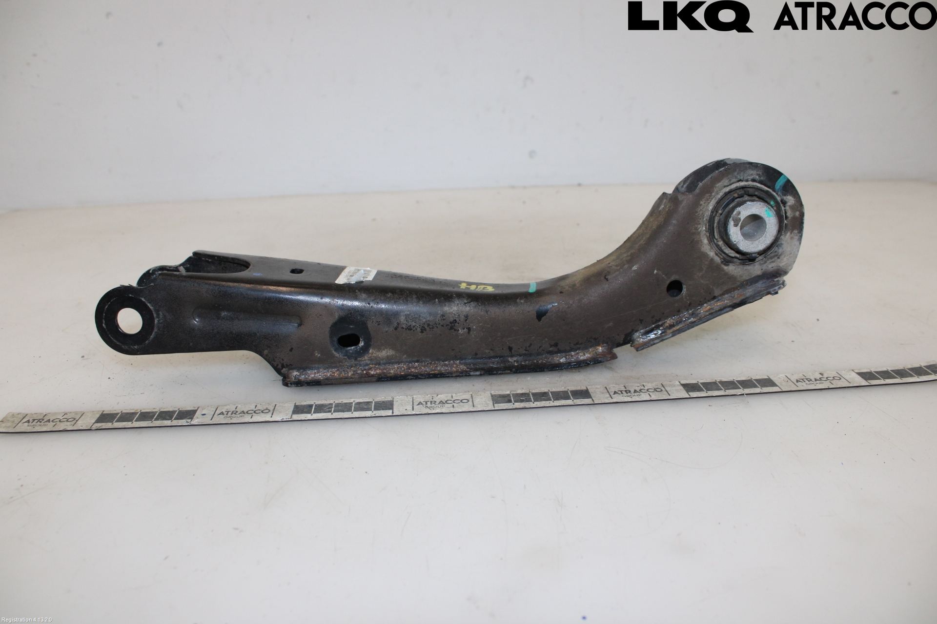 MG 4 23- Bärarm Bak Övre Höger
