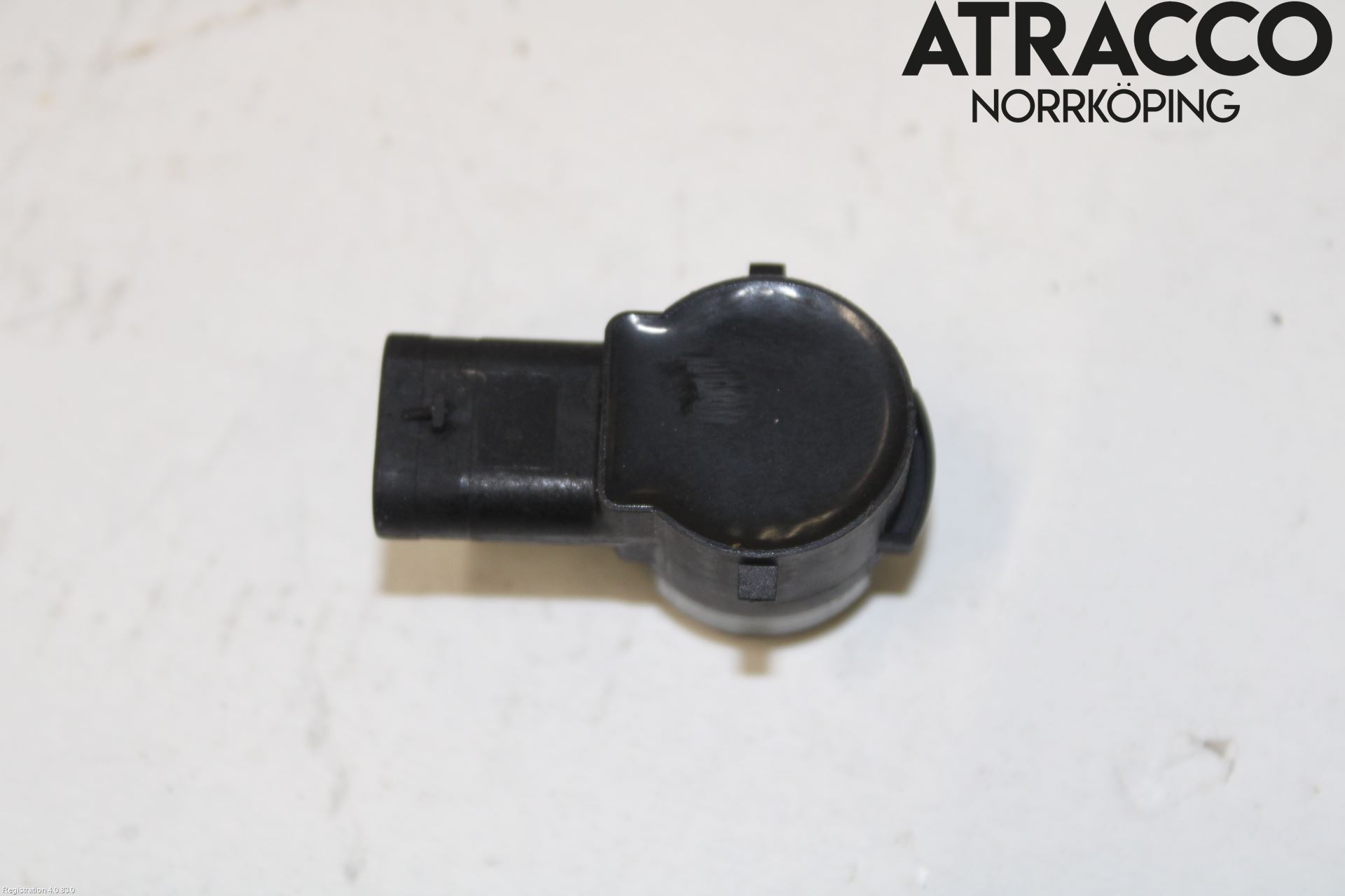 Audi A4/S4 B9 16-19 Parkeringshjälp Frontsensor