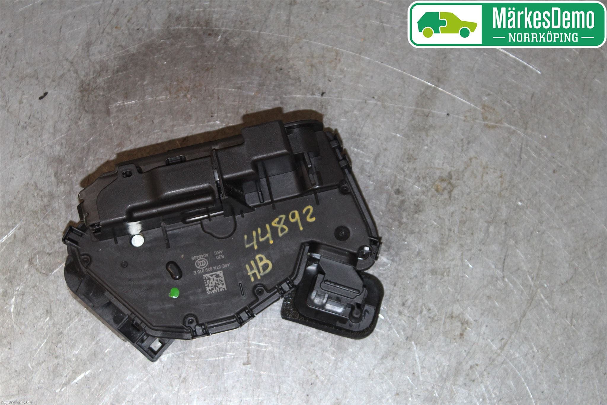 Skoda FABIA 15-21 Låskista-Dörrlås