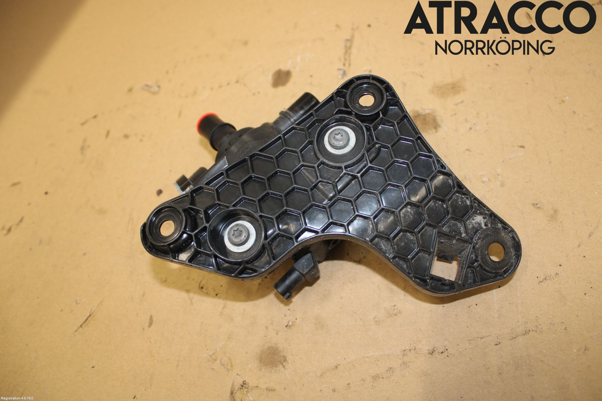 Audi A6 F2/C8 19- Bränslepump El