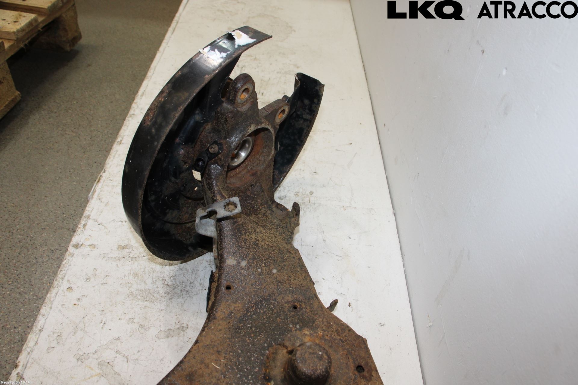 Volkswagen VW TRANSP/CARAVELLE (T6) 16-22 Bärarm Bak Höger
