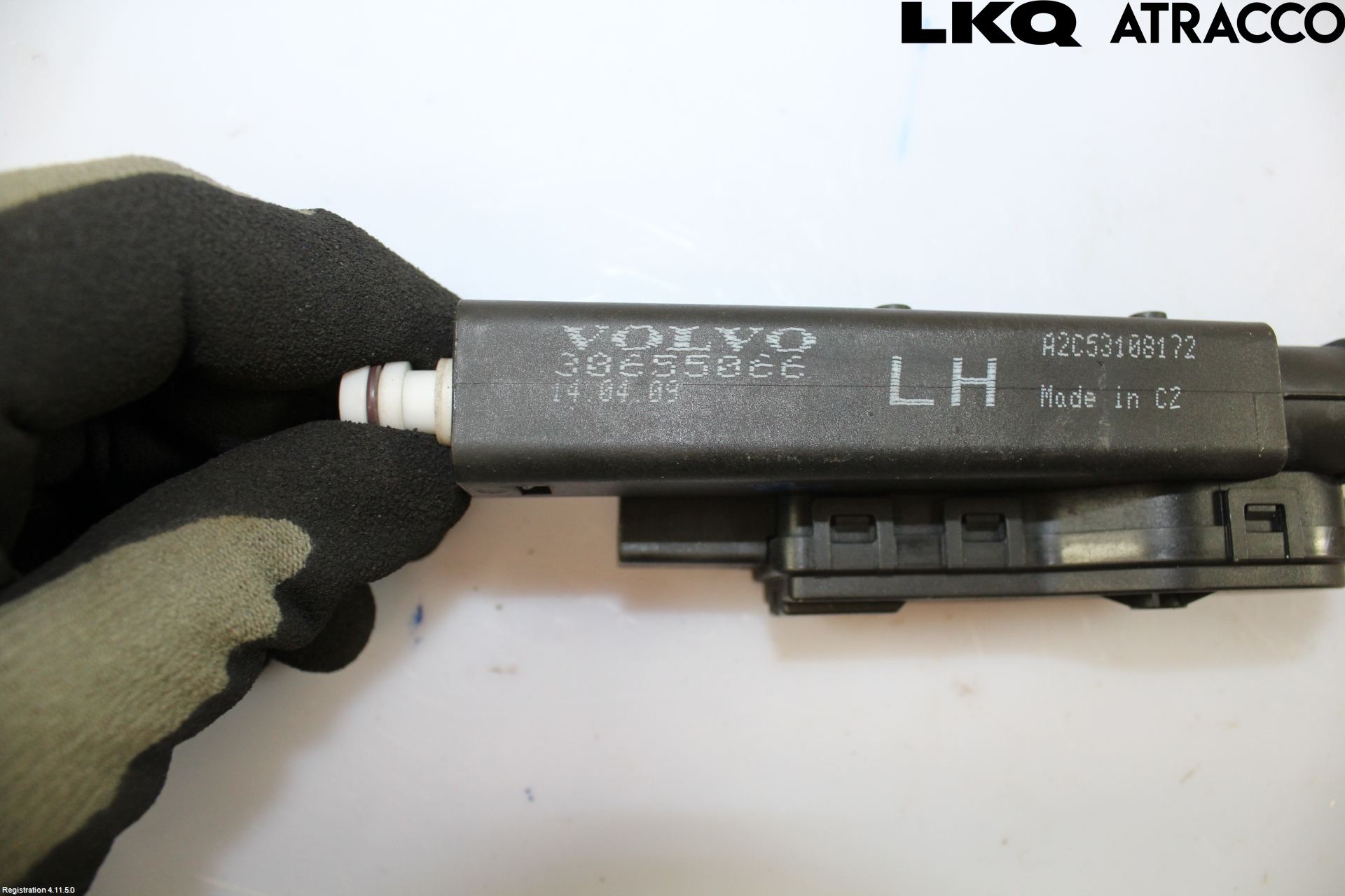 Volvo V70 08-13 Spolarmunstycke Strålkastare