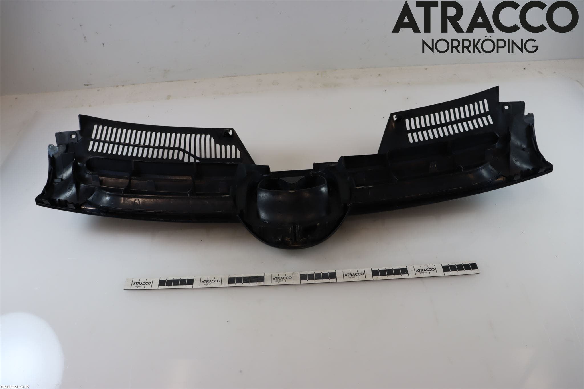 Volkswagen VW GOLF V 04-09 Grill Komp
