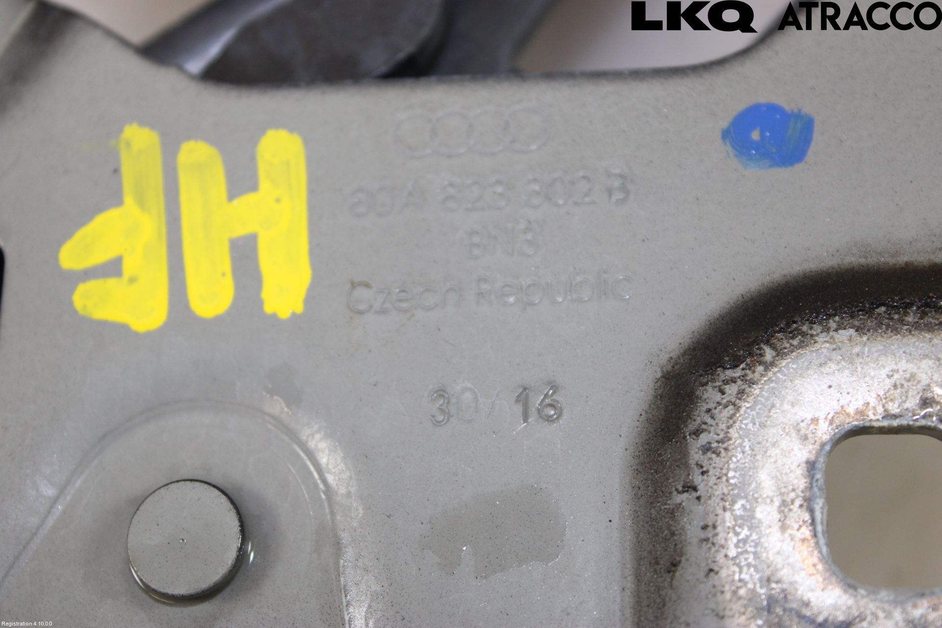 Audi Q5/SQ5 17- Huvgångjärn