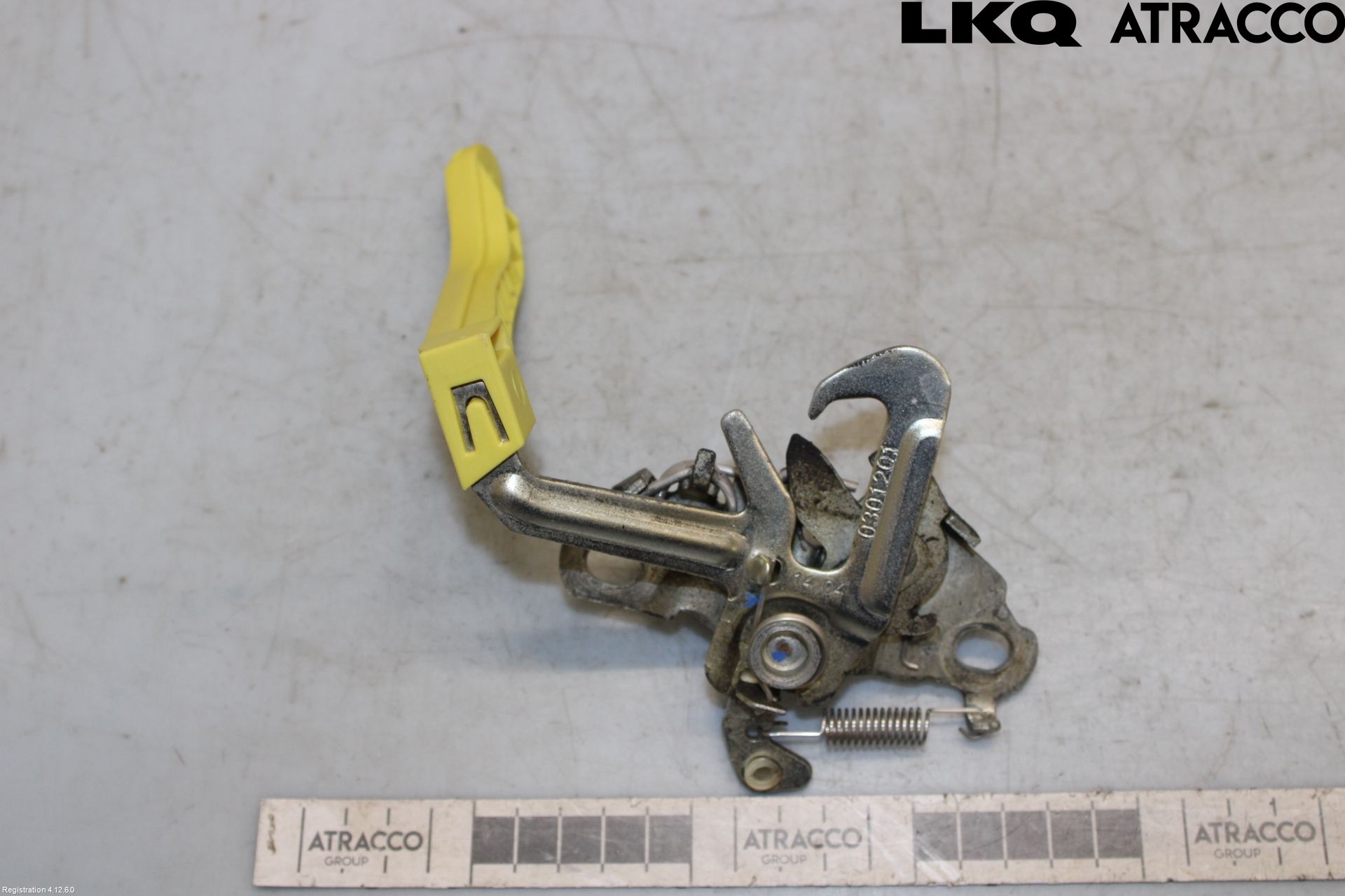 Citroen C3 PICASSO Huvlås