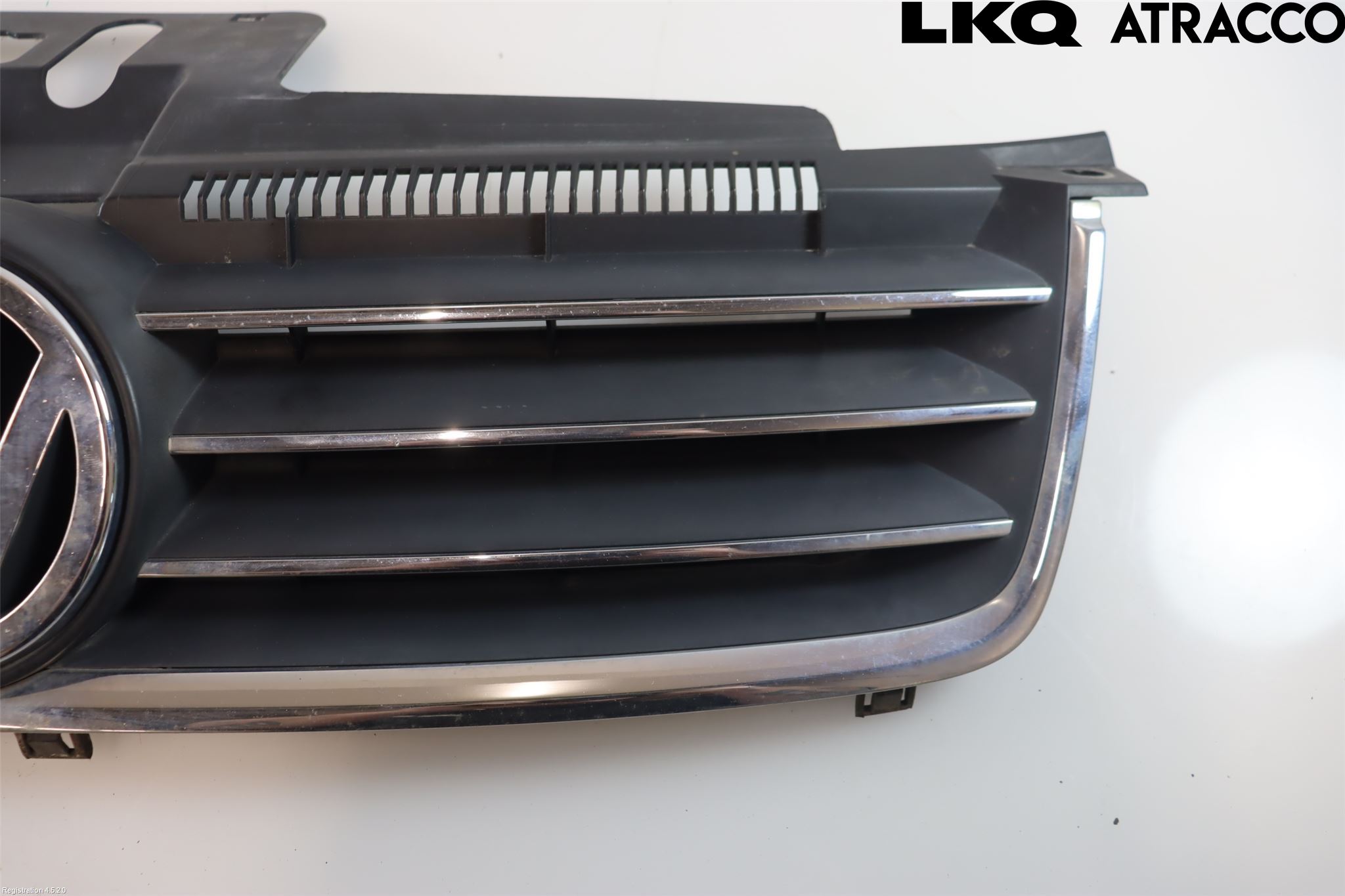 Volkswagen VW POLO 02-05 Grill Komp
